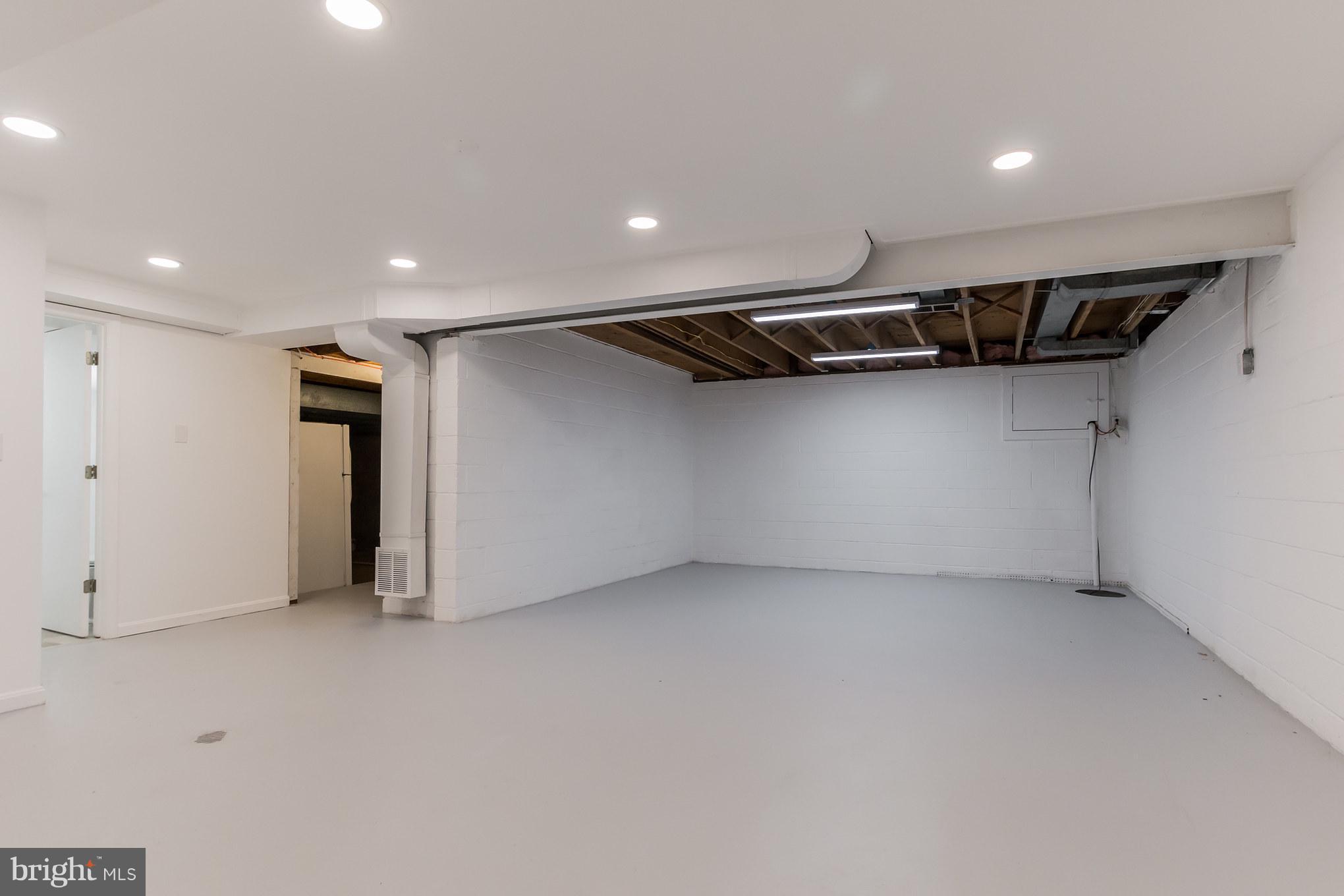 MANOR PARK - Residential