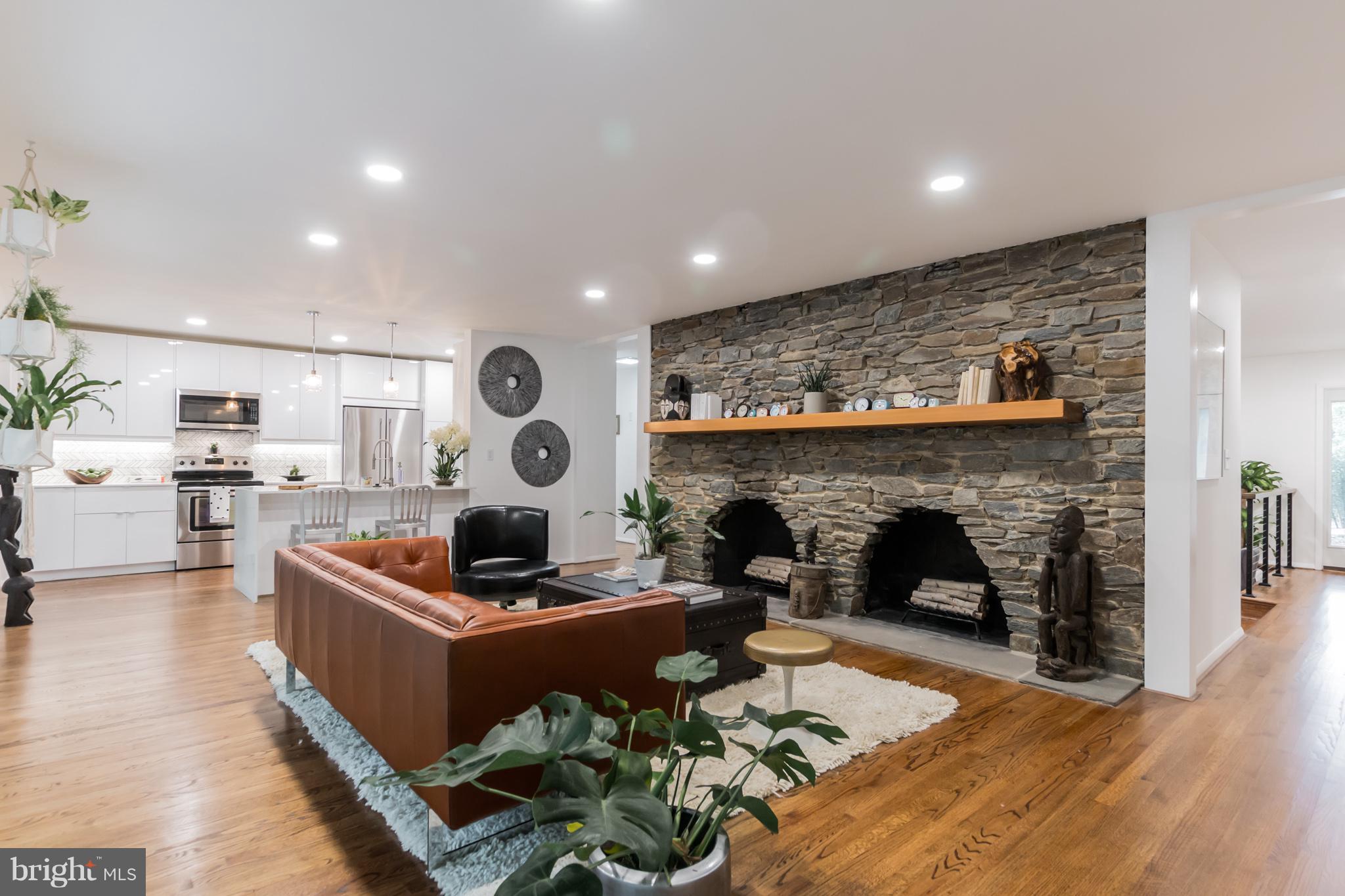 MANOR PARK - Residential