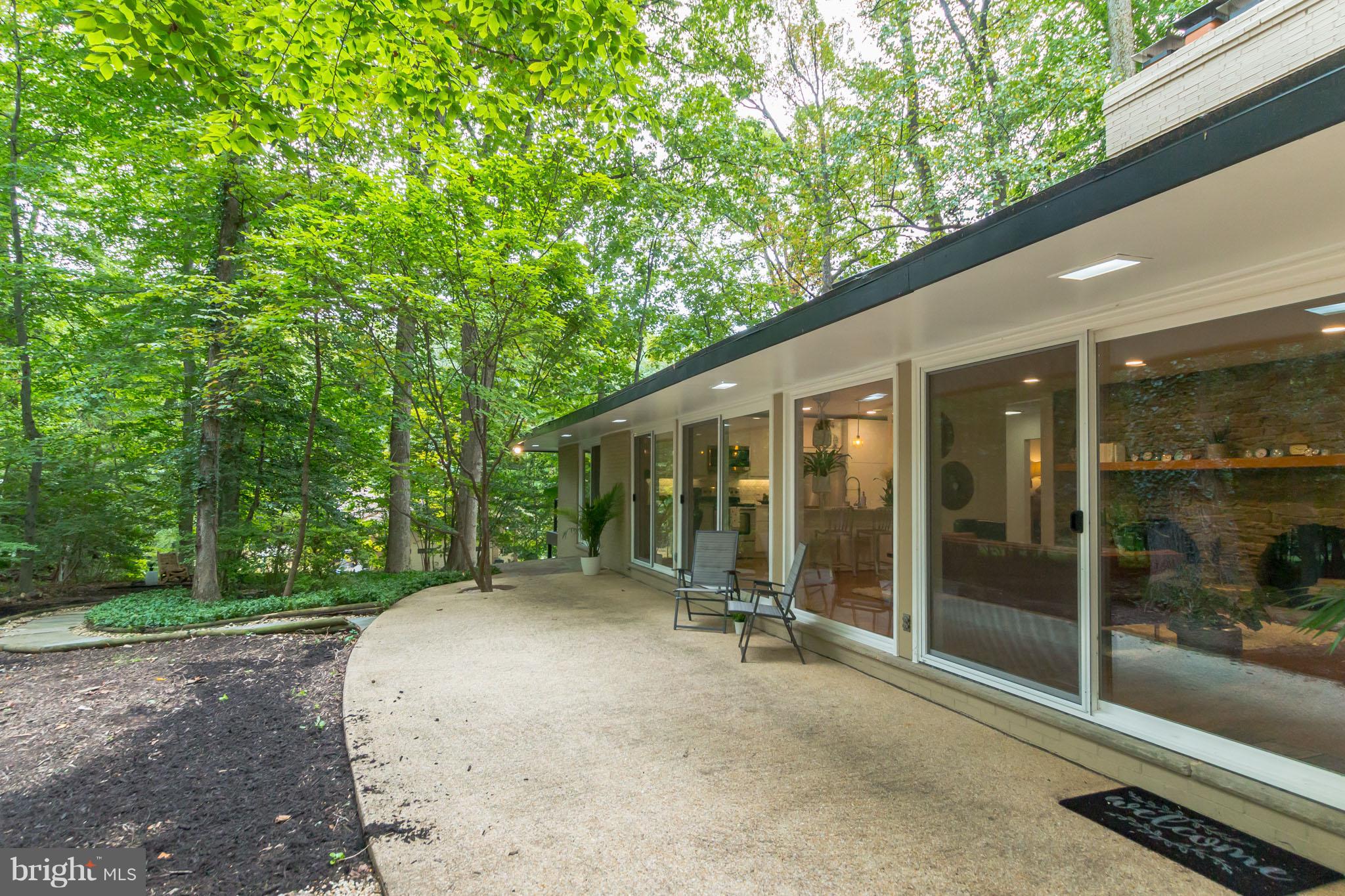 MANOR PARK - Residential