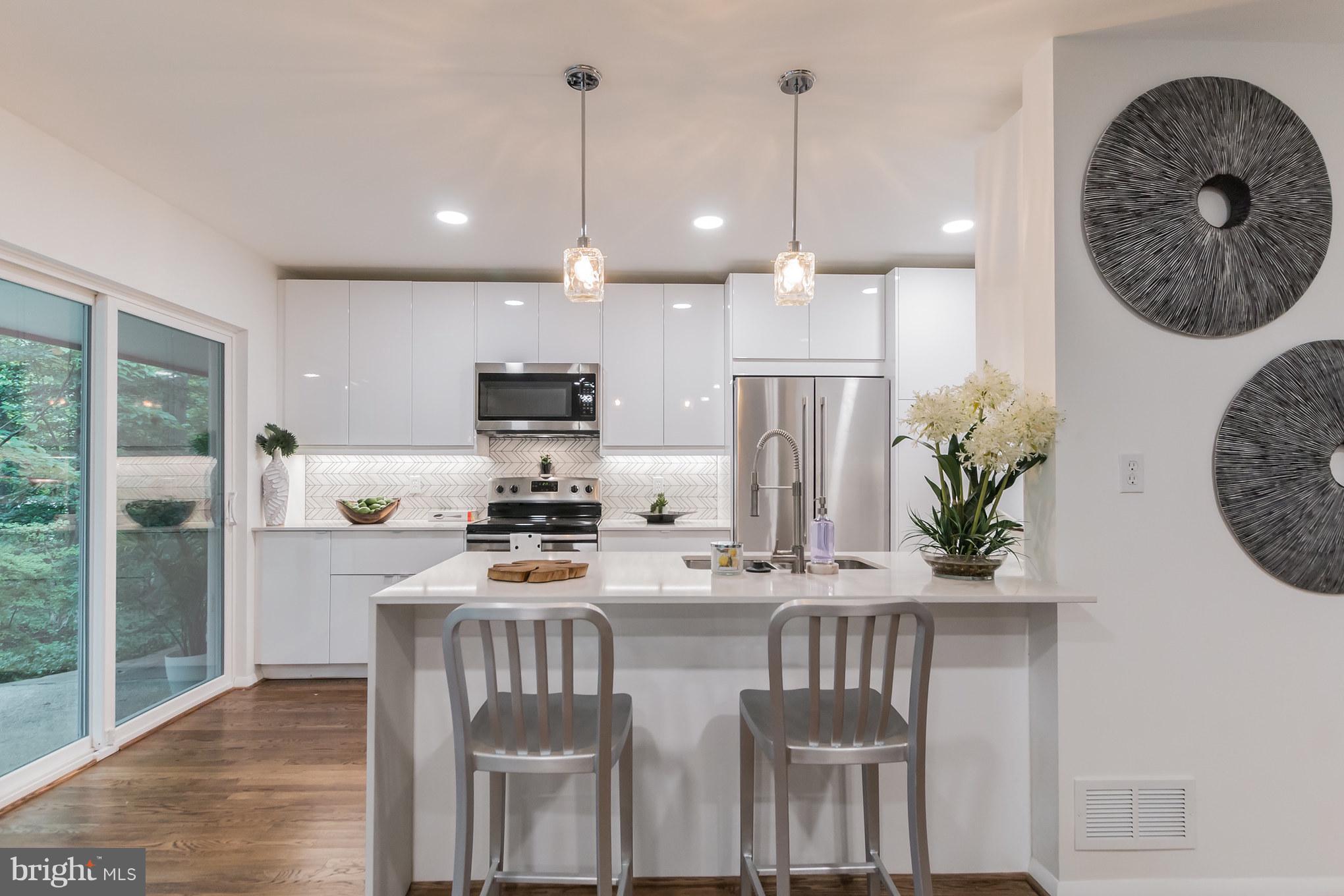 MANOR PARK - Residential