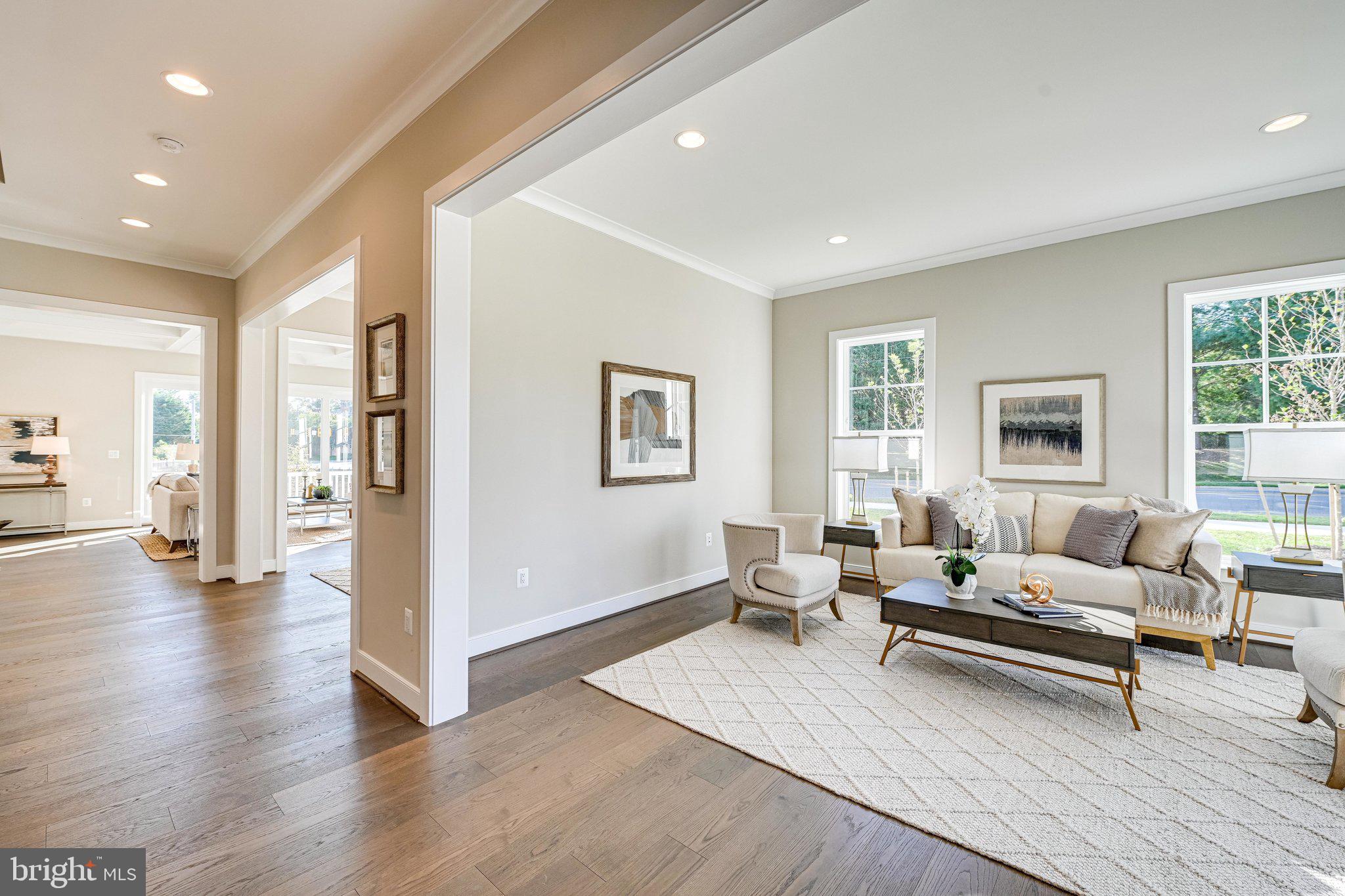 6712 WILLIAMSBURG BOULEVARD