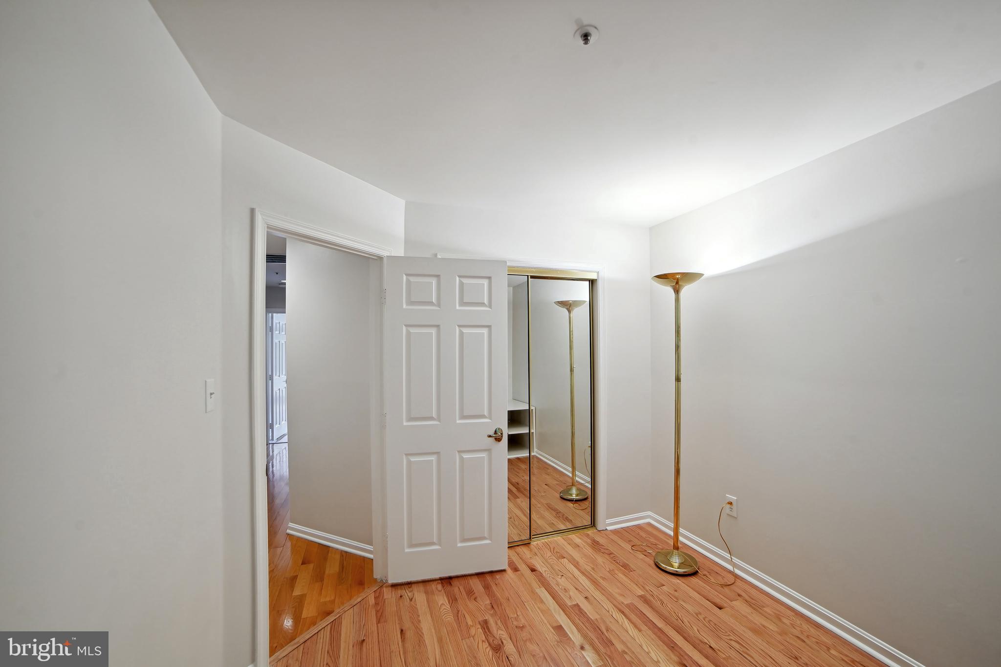 HALLOWELL - Residential