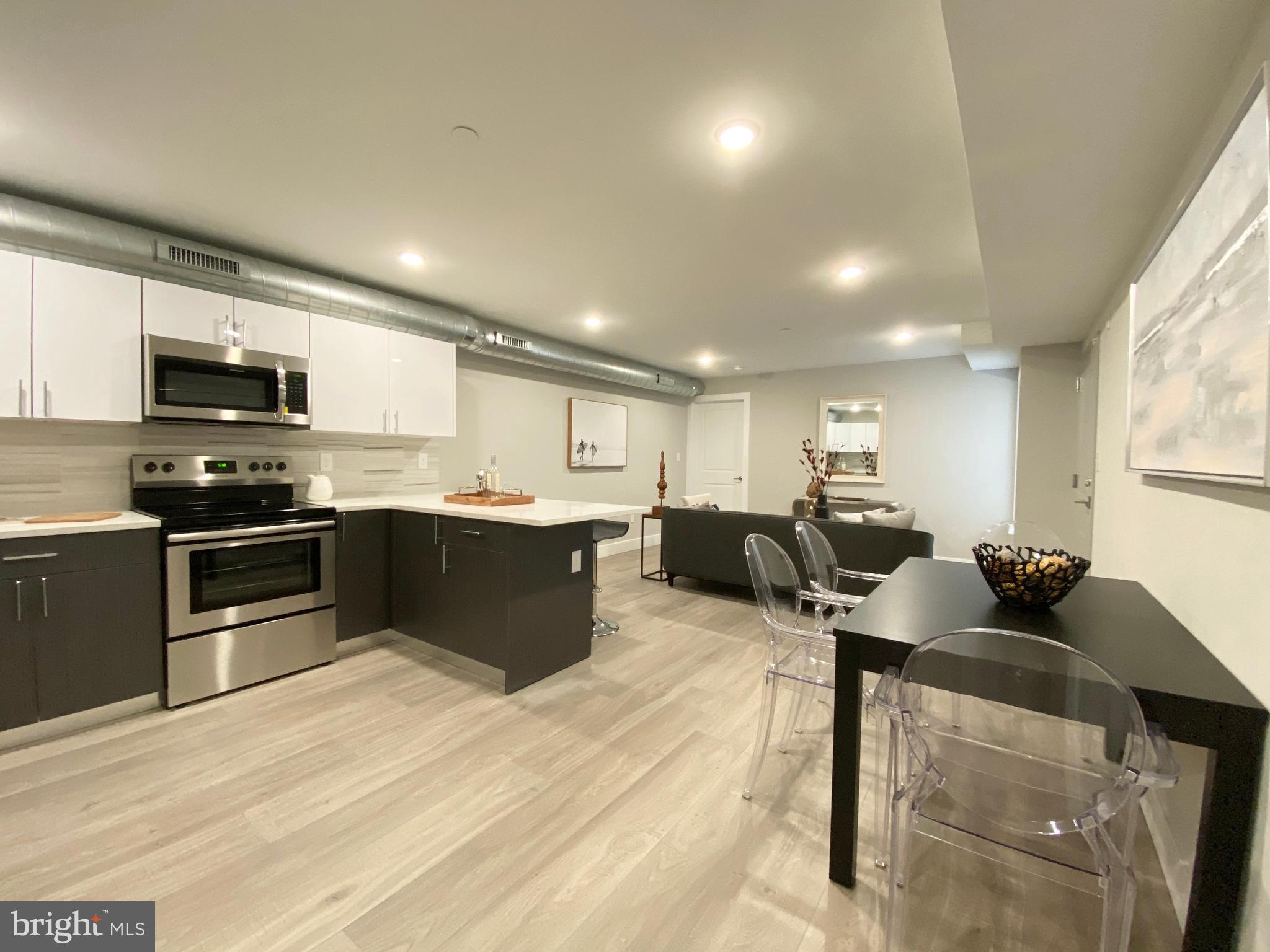 OLDE KENSINGTON - Residential Lease