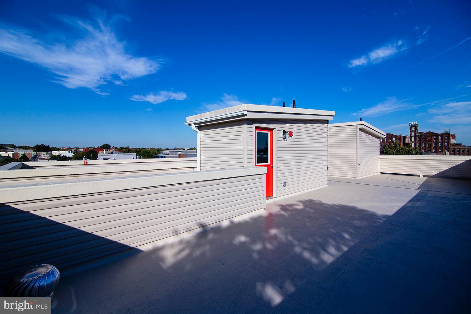 OLDE KENSINGTON - Residential Lease