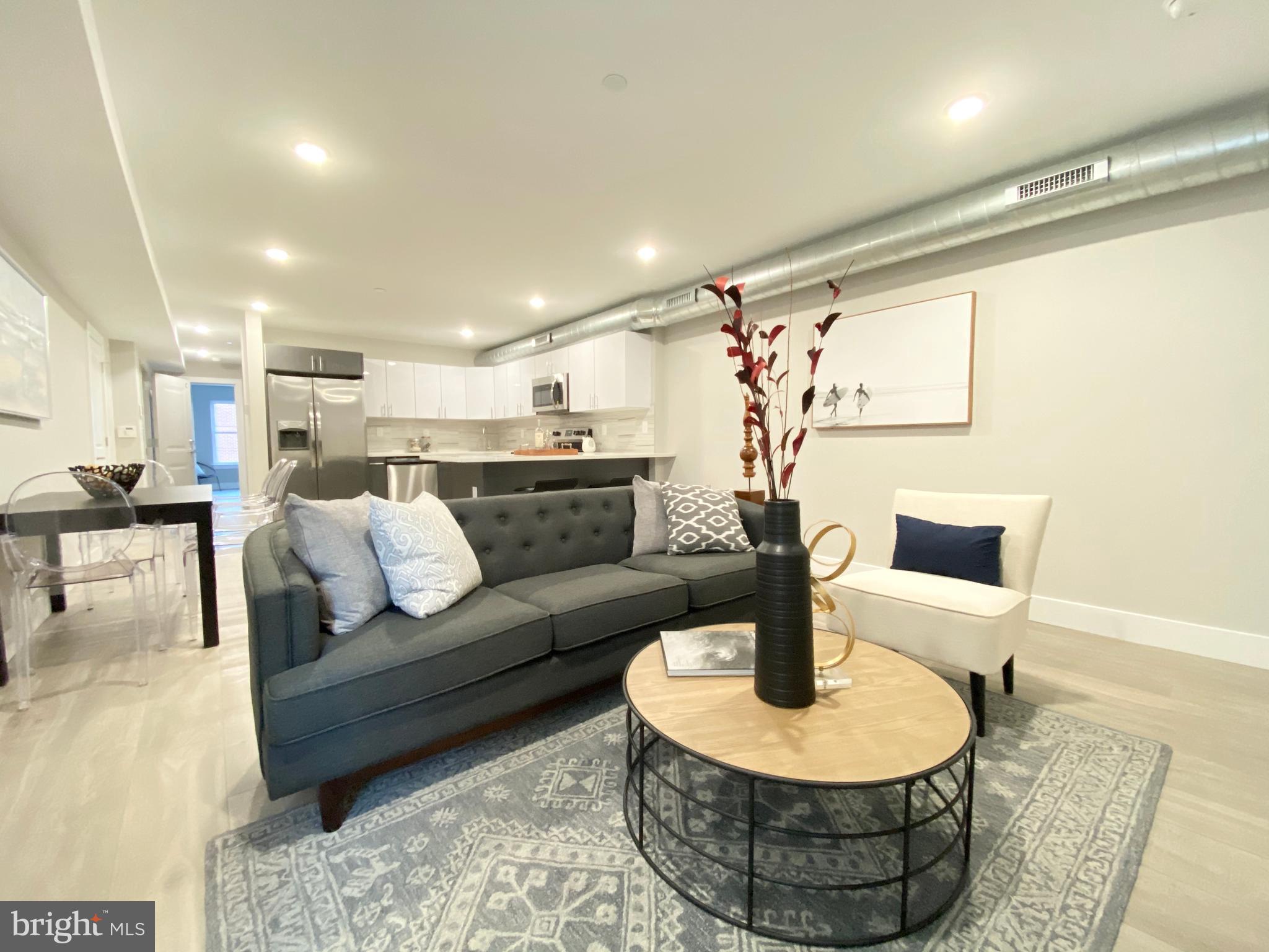 OLDE KENSINGTON - Residential Lease