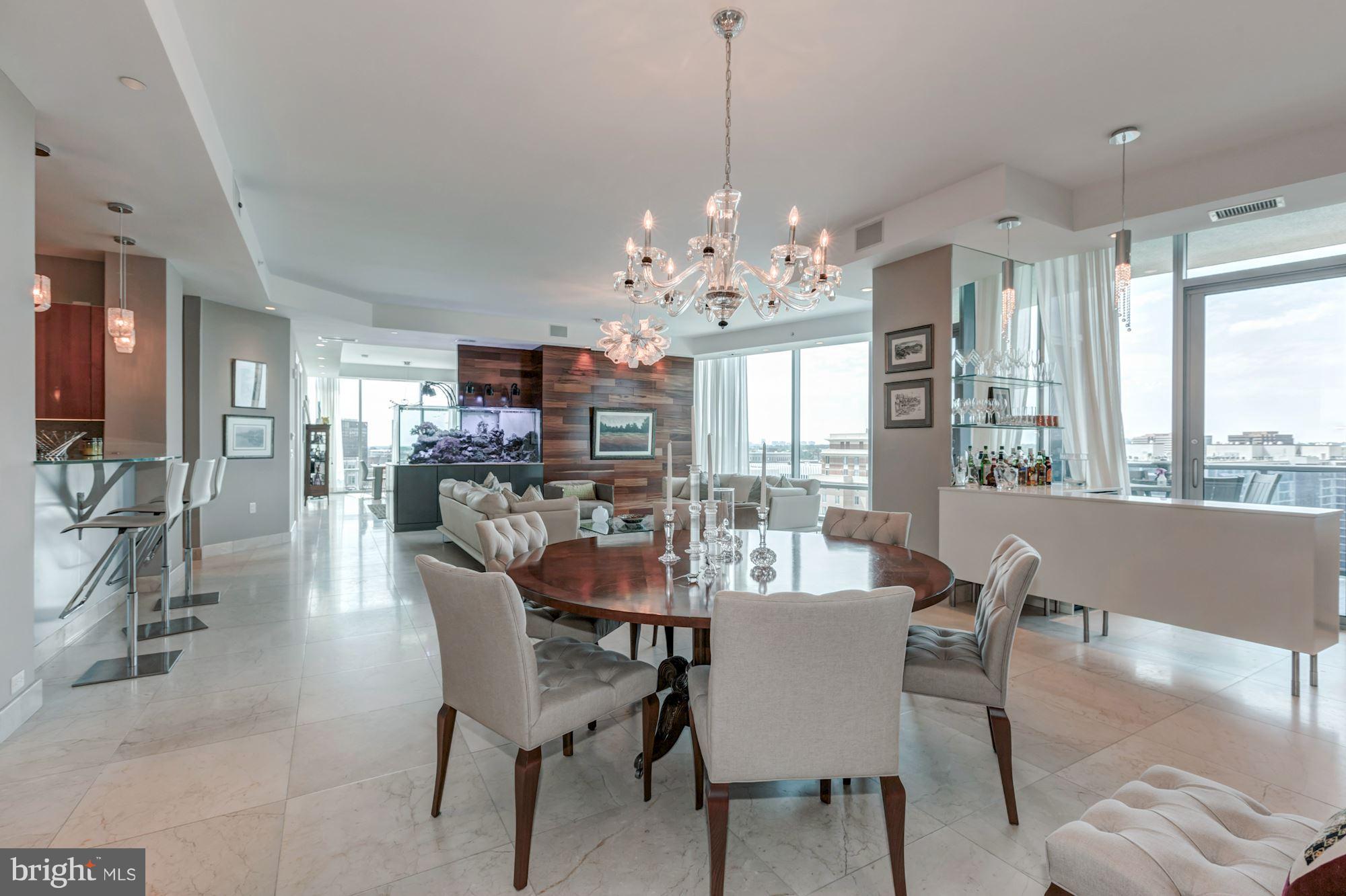 TURNBERRY TOWER - Residential