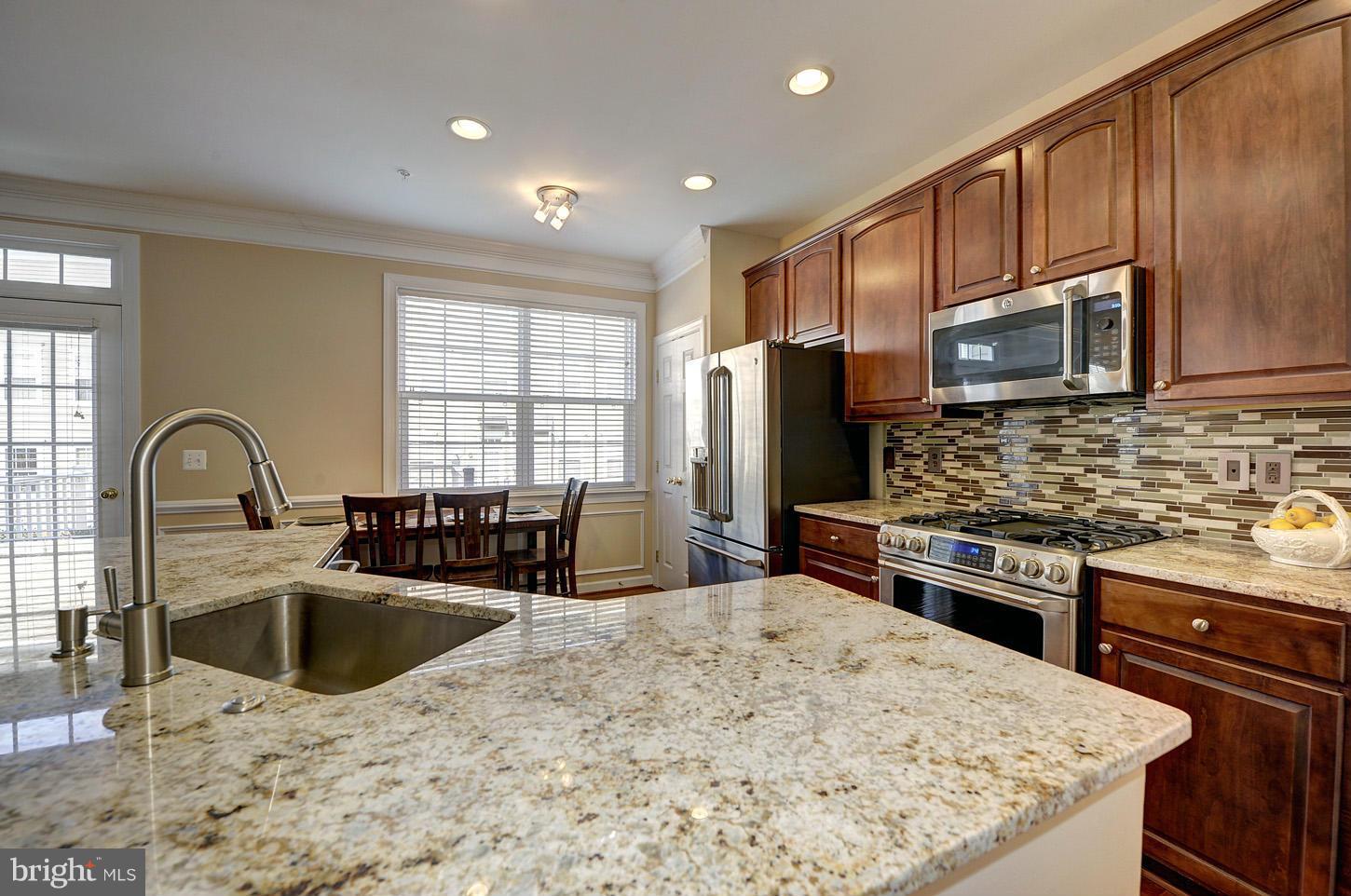 COPPERMINE CROSSING - Residential