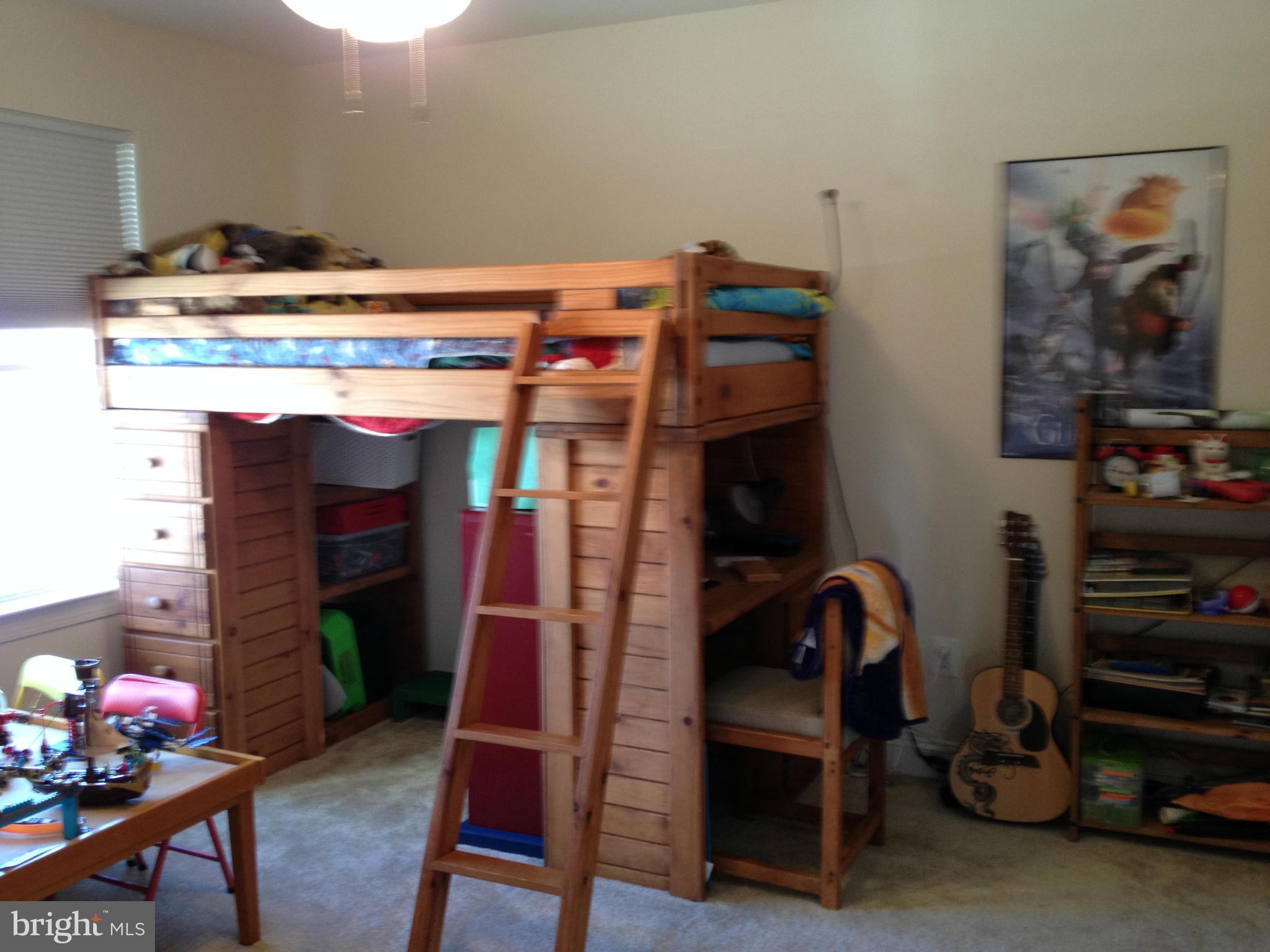 BROAD CREEK - Residential Lease