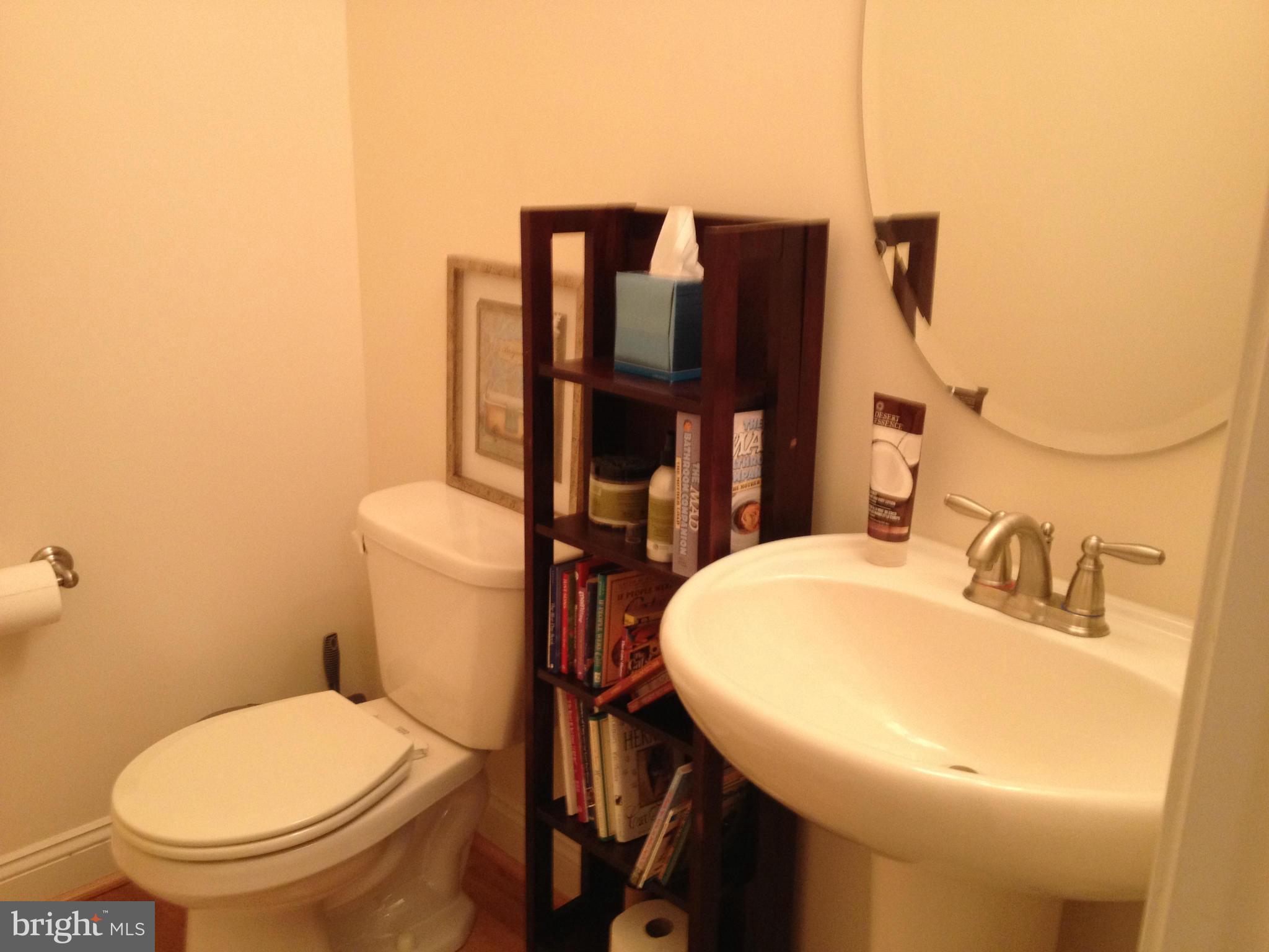 BROAD CREEK - Residential Lease