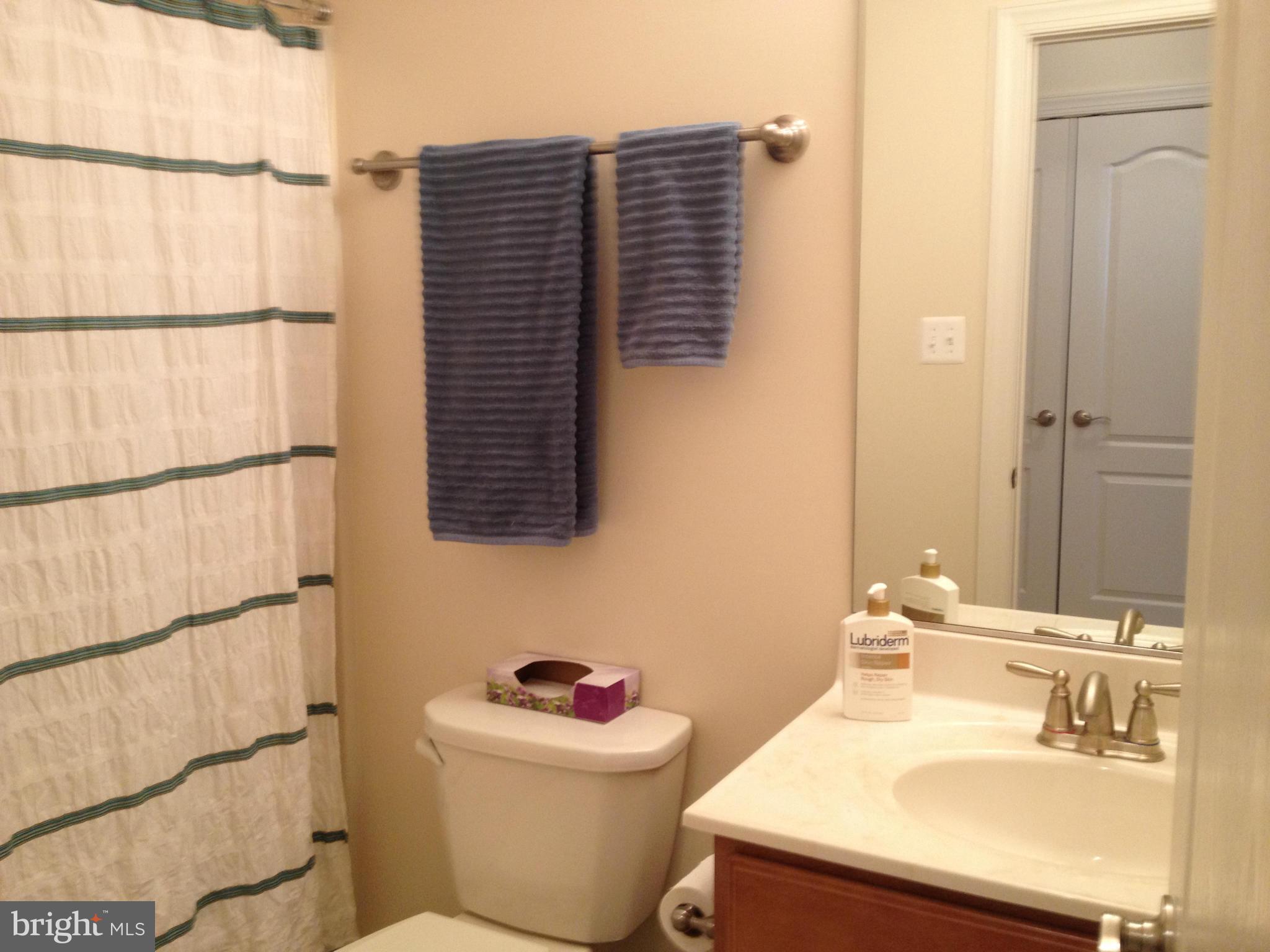 BROAD CREEK - Residential Lease