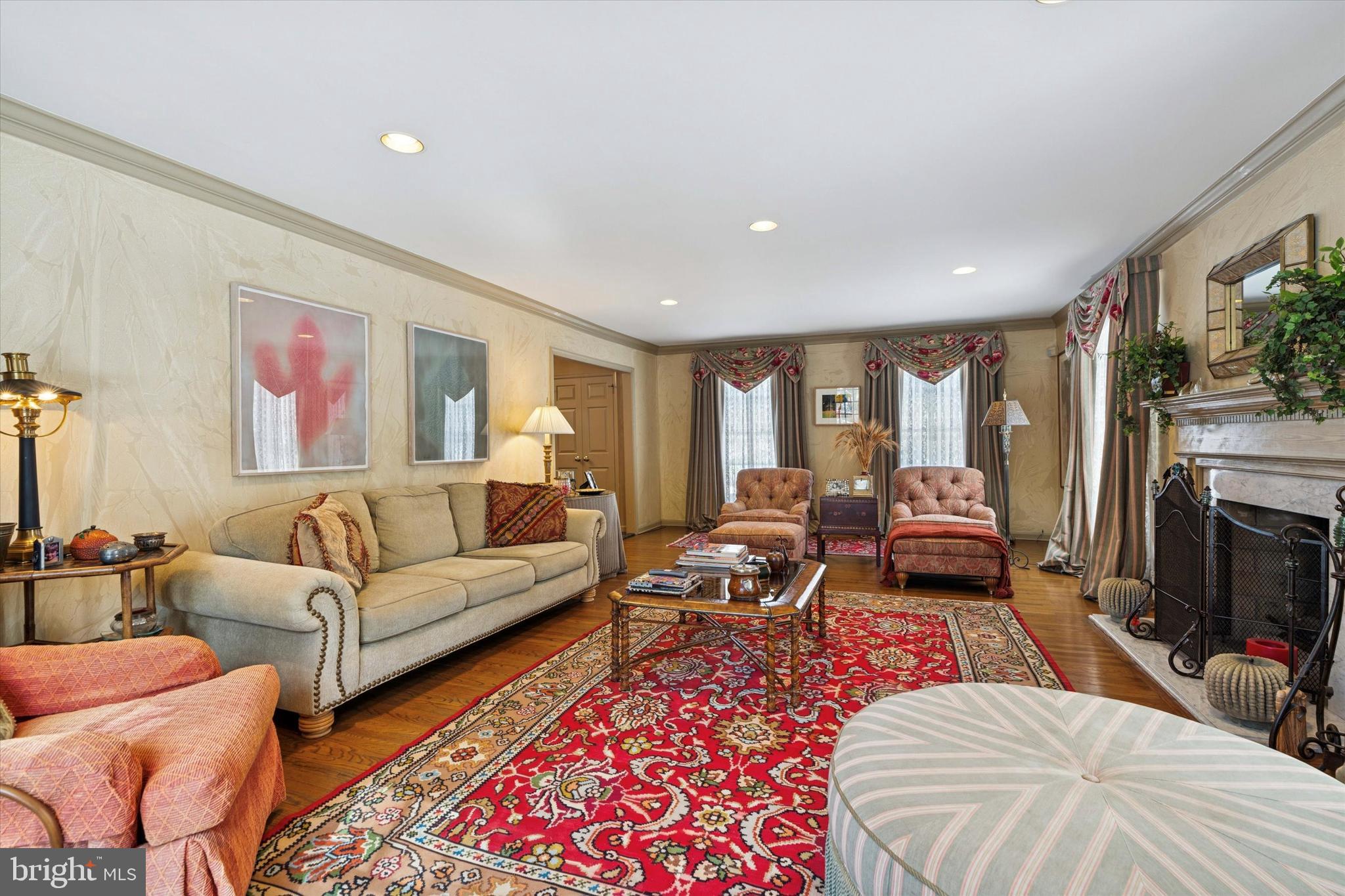 BRYN MAWR - Residential