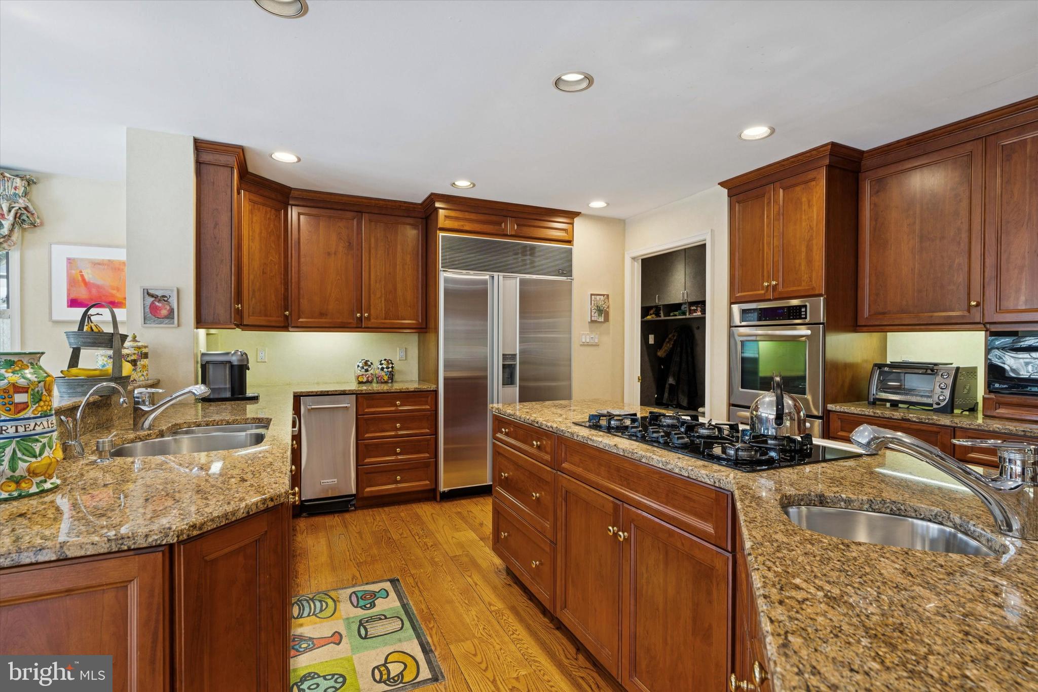 BRYN MAWR - Residential