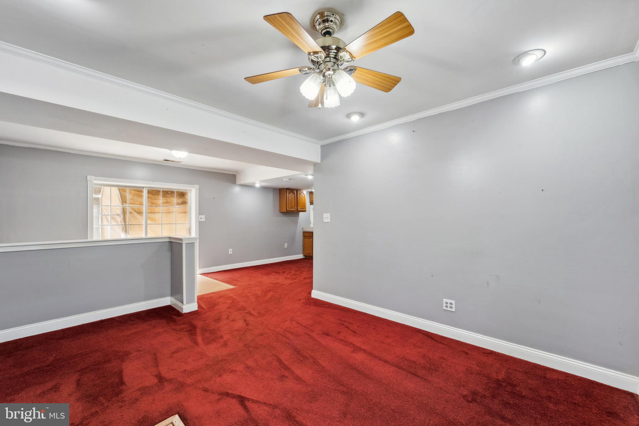 COUNTRY LAKES - Residential