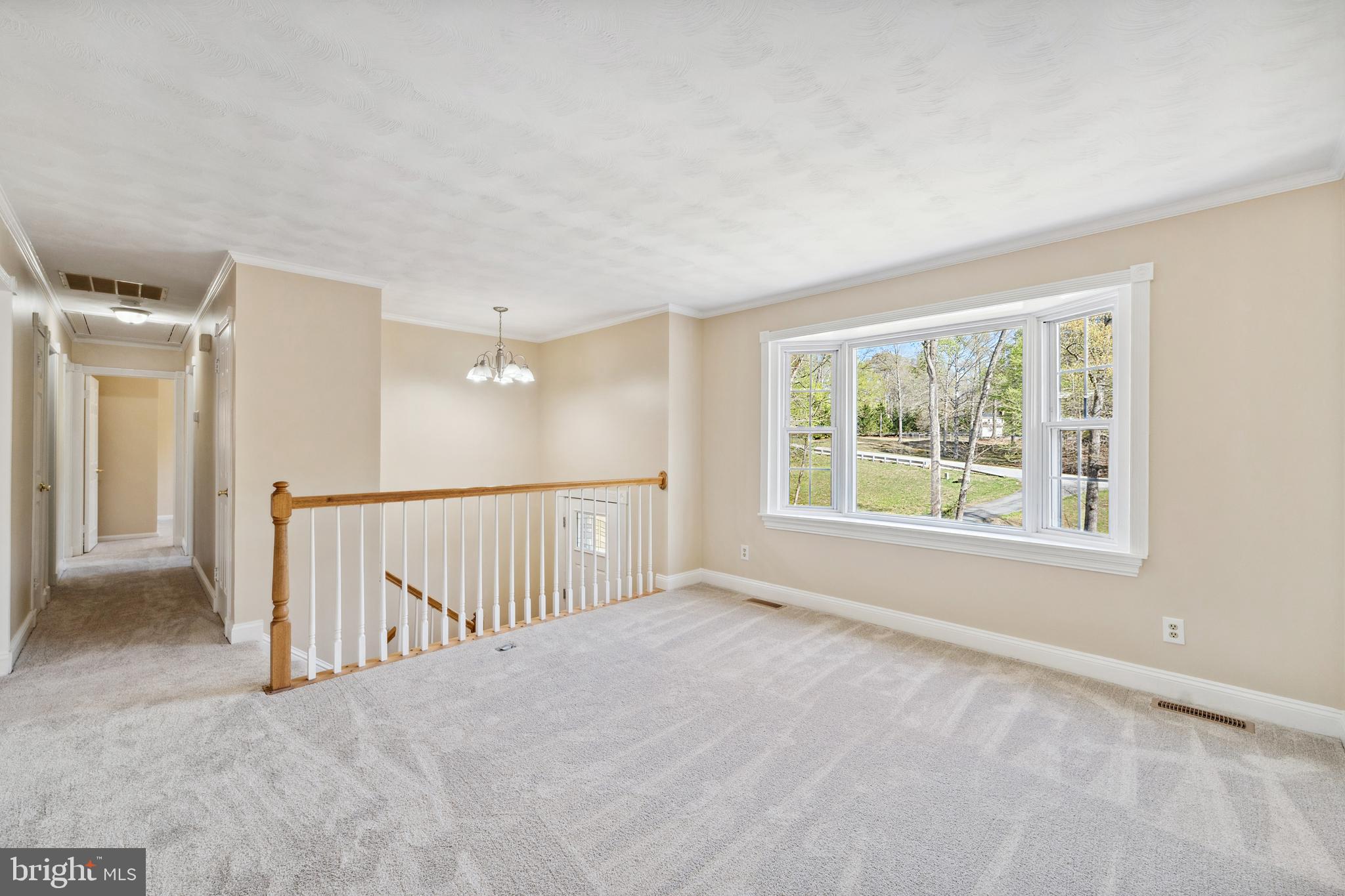 COUNTRY LAKES - Residential