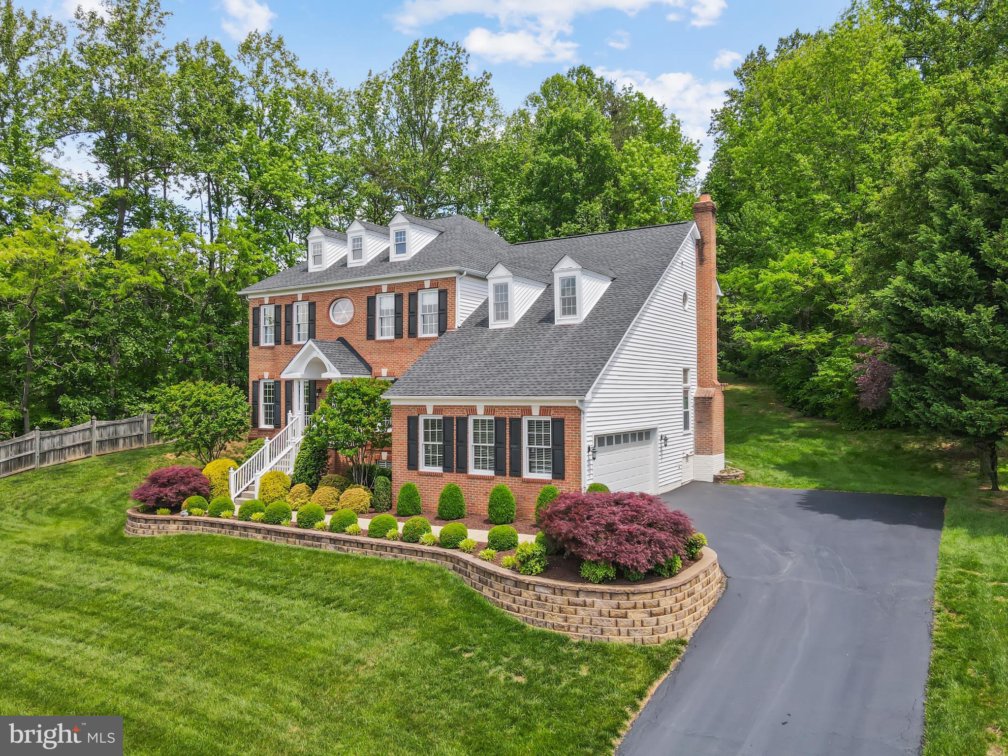 5325 SANDY POINT LANE