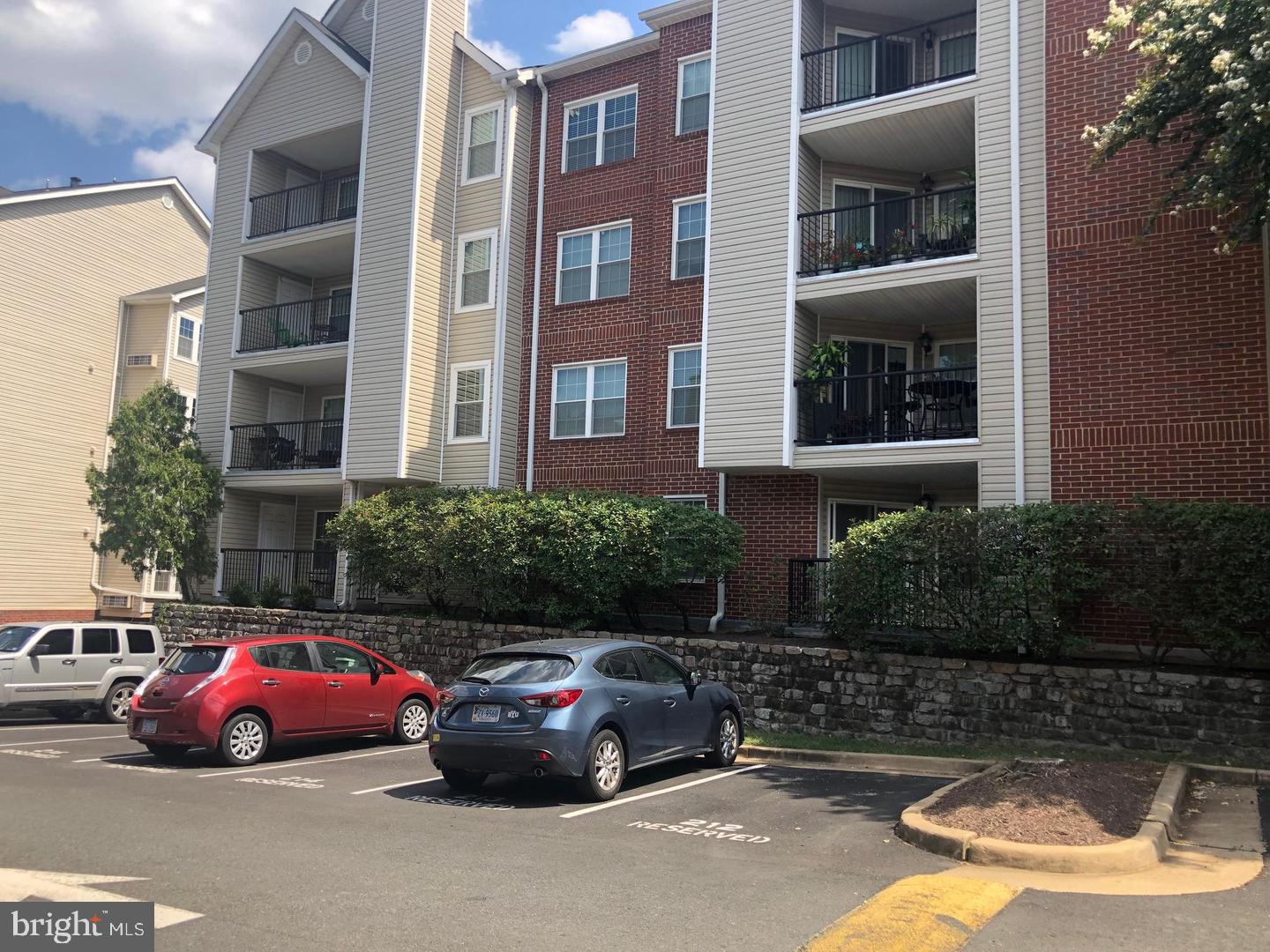 3311 WYNDHAM CIRCLE 1201