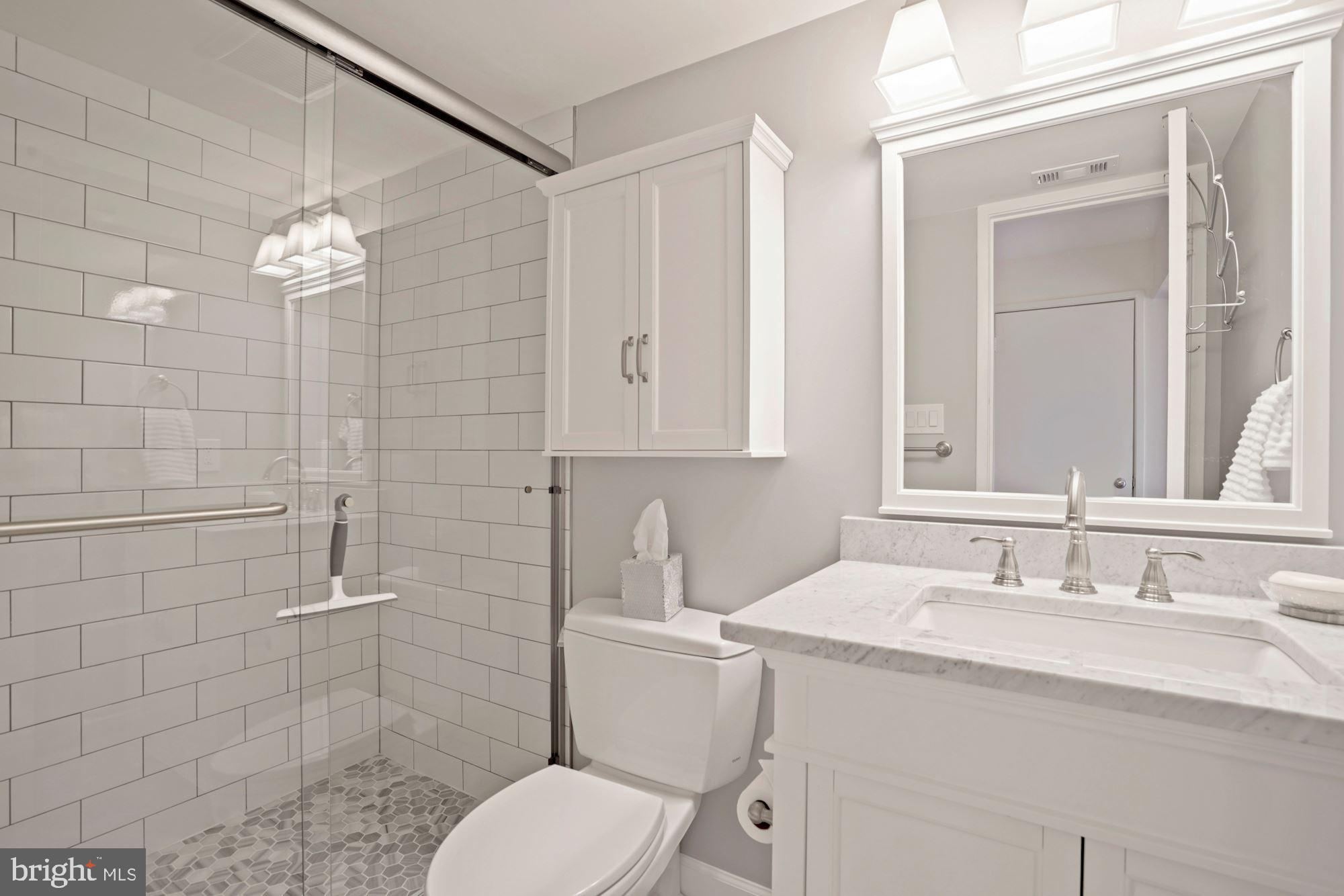 LAUREL GREEN - Residential Lease