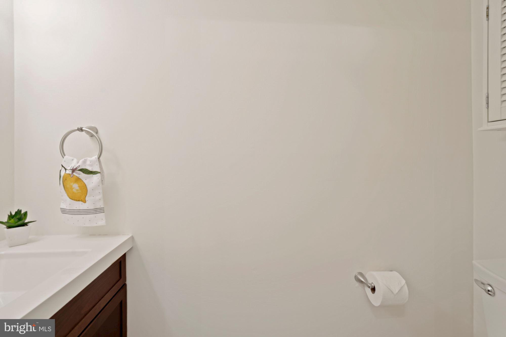 LAUREL GREEN - Residential Lease