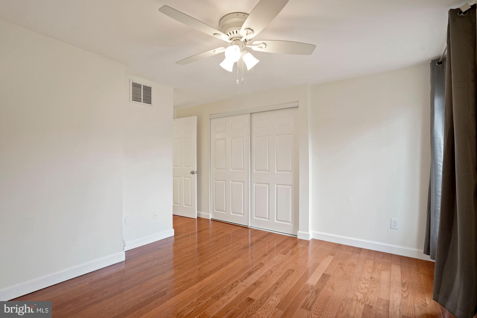 LAUREL GREEN - Residential Lease