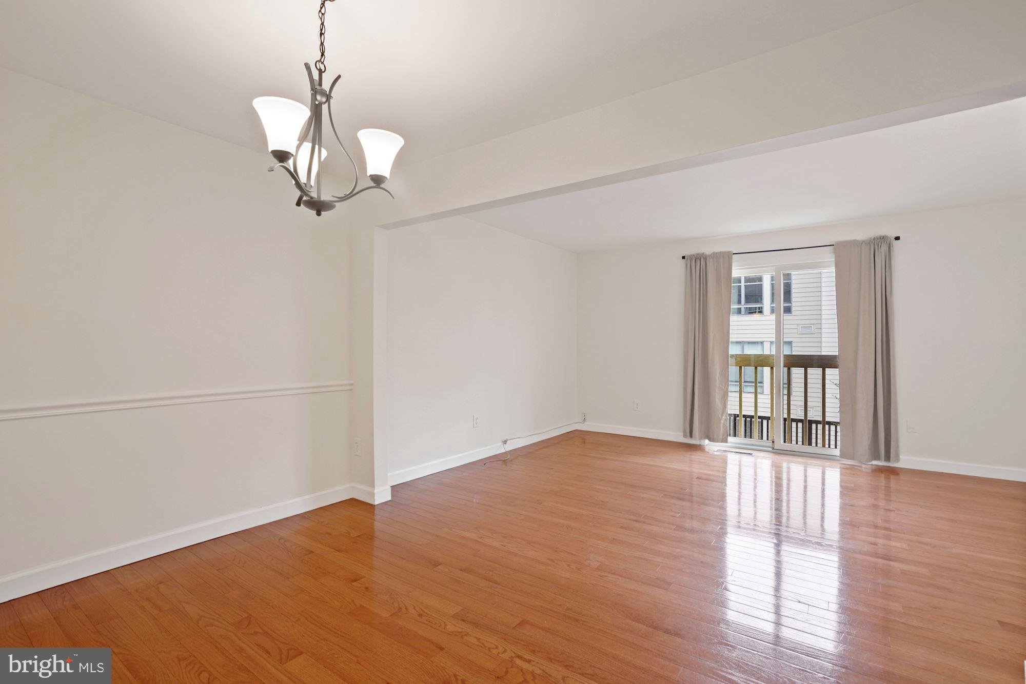 LAUREL GREEN - Residential Lease