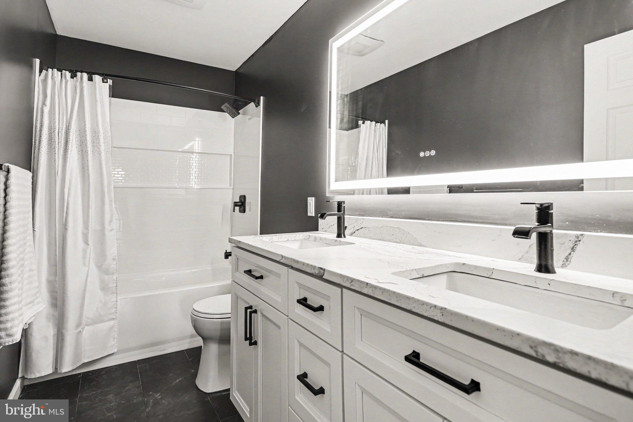 AUTUMN RIDGE - Residential