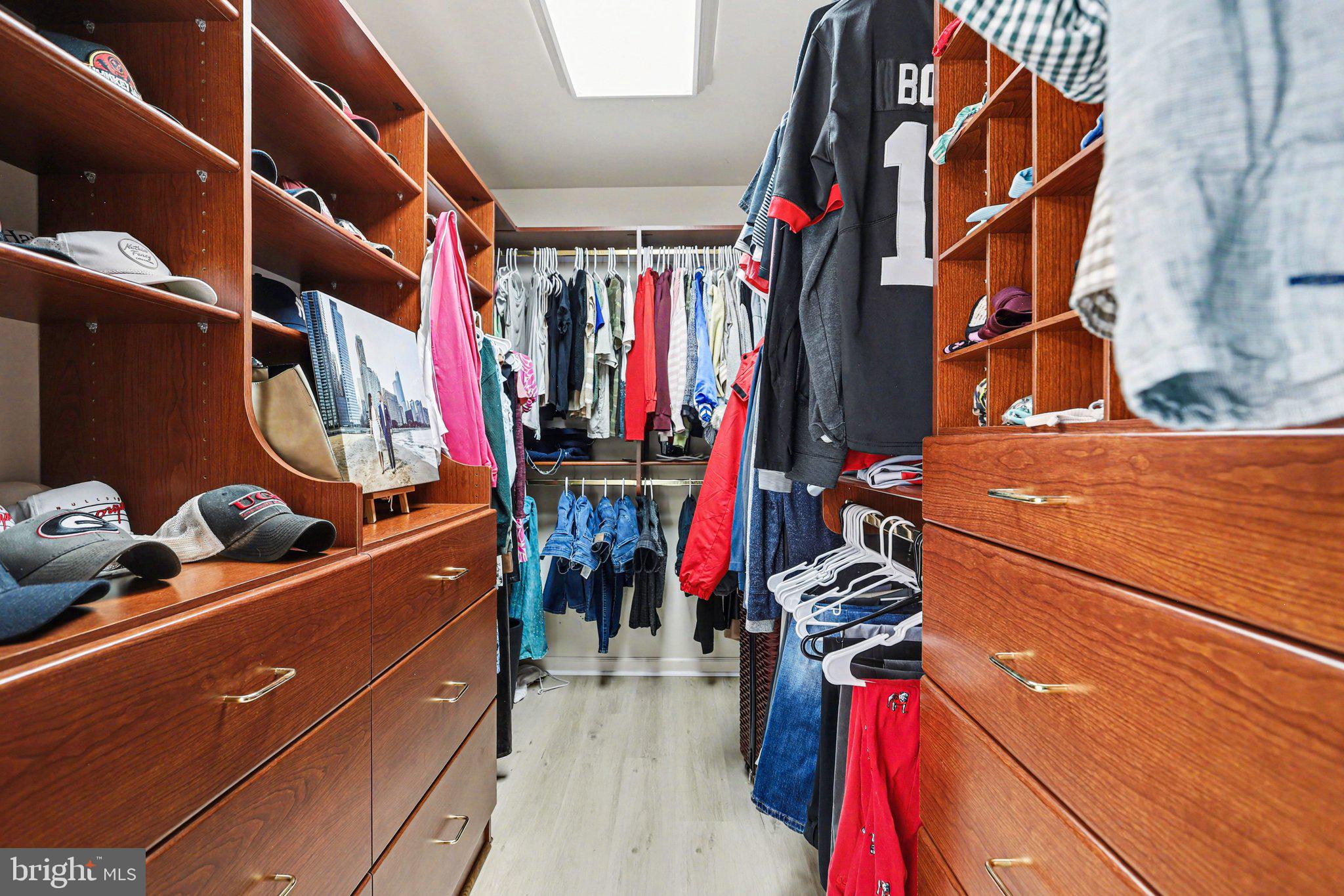 AUTUMN RIDGE - Residential