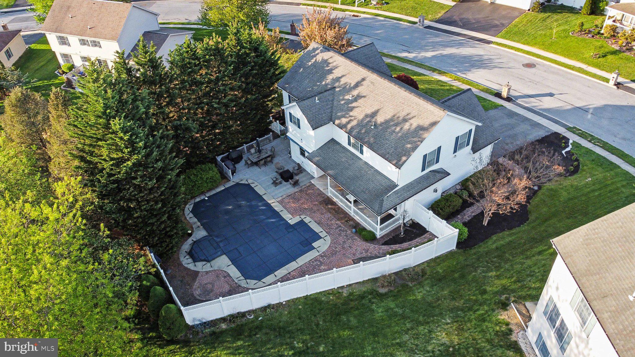 AUTUMN RIDGE - Residential