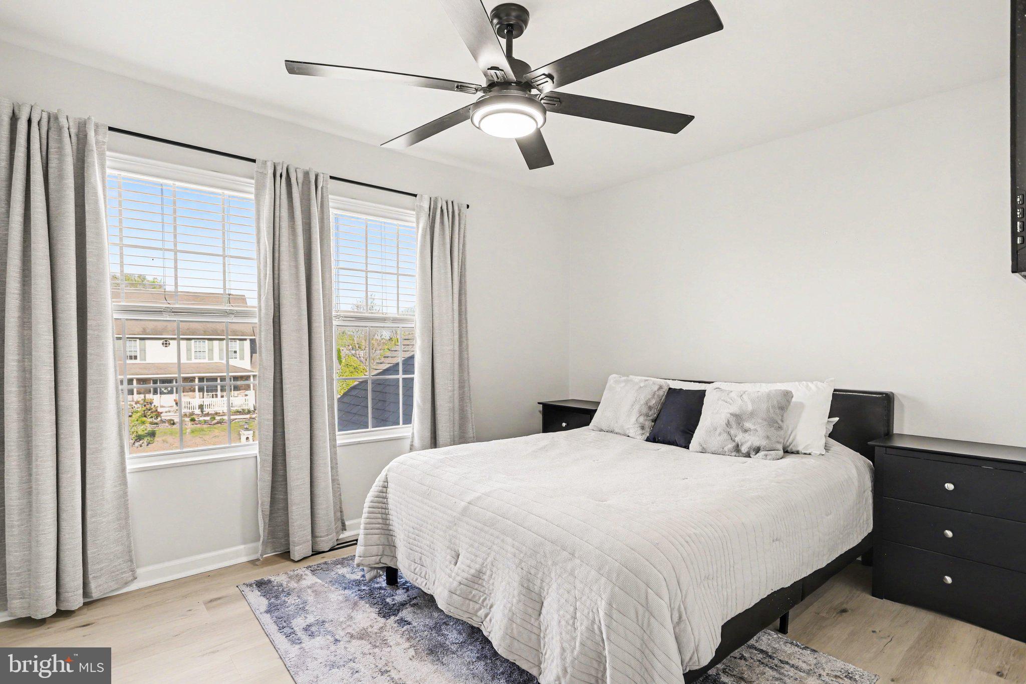 AUTUMN RIDGE - Residential