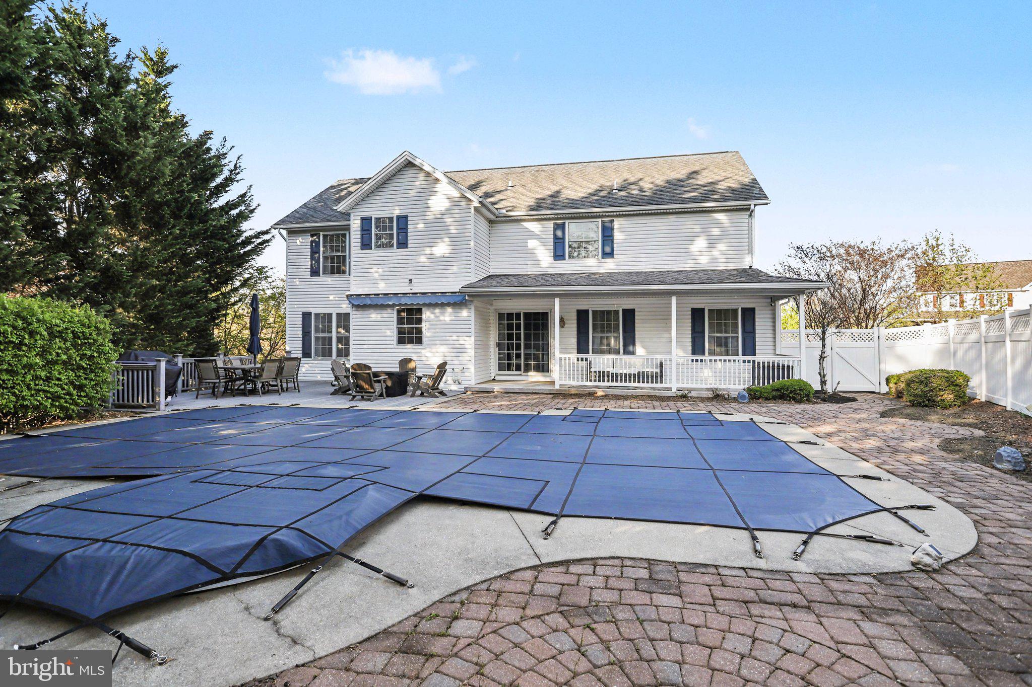 AUTUMN RIDGE - Residential