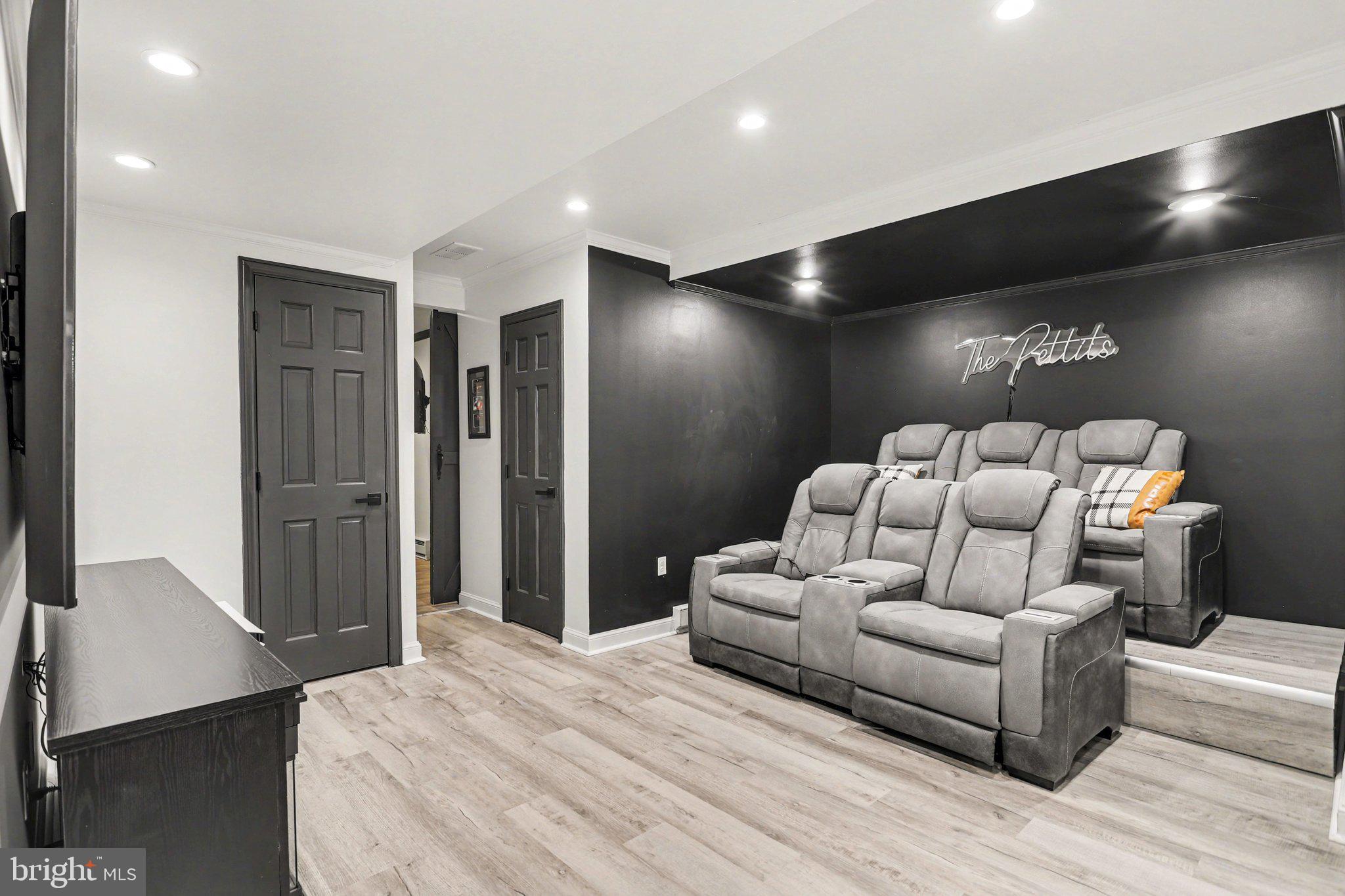 AUTUMN RIDGE - Residential