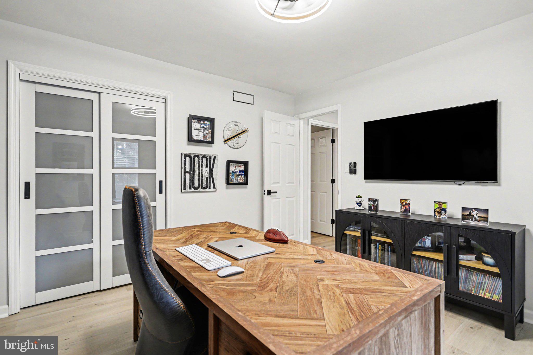 AUTUMN RIDGE - Residential