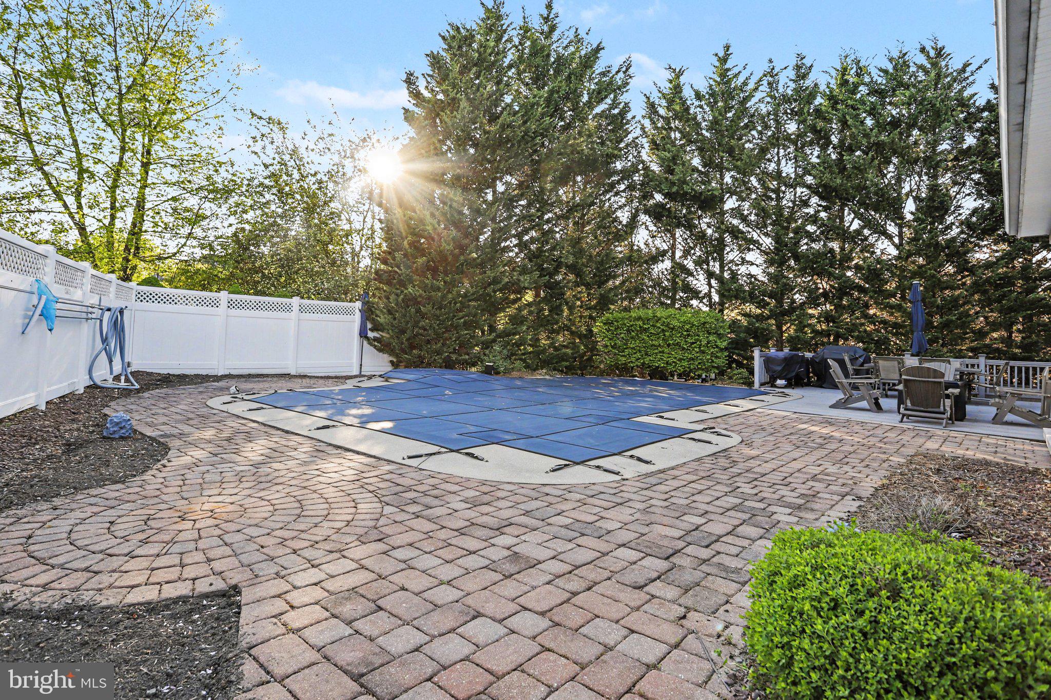 AUTUMN RIDGE - Residential