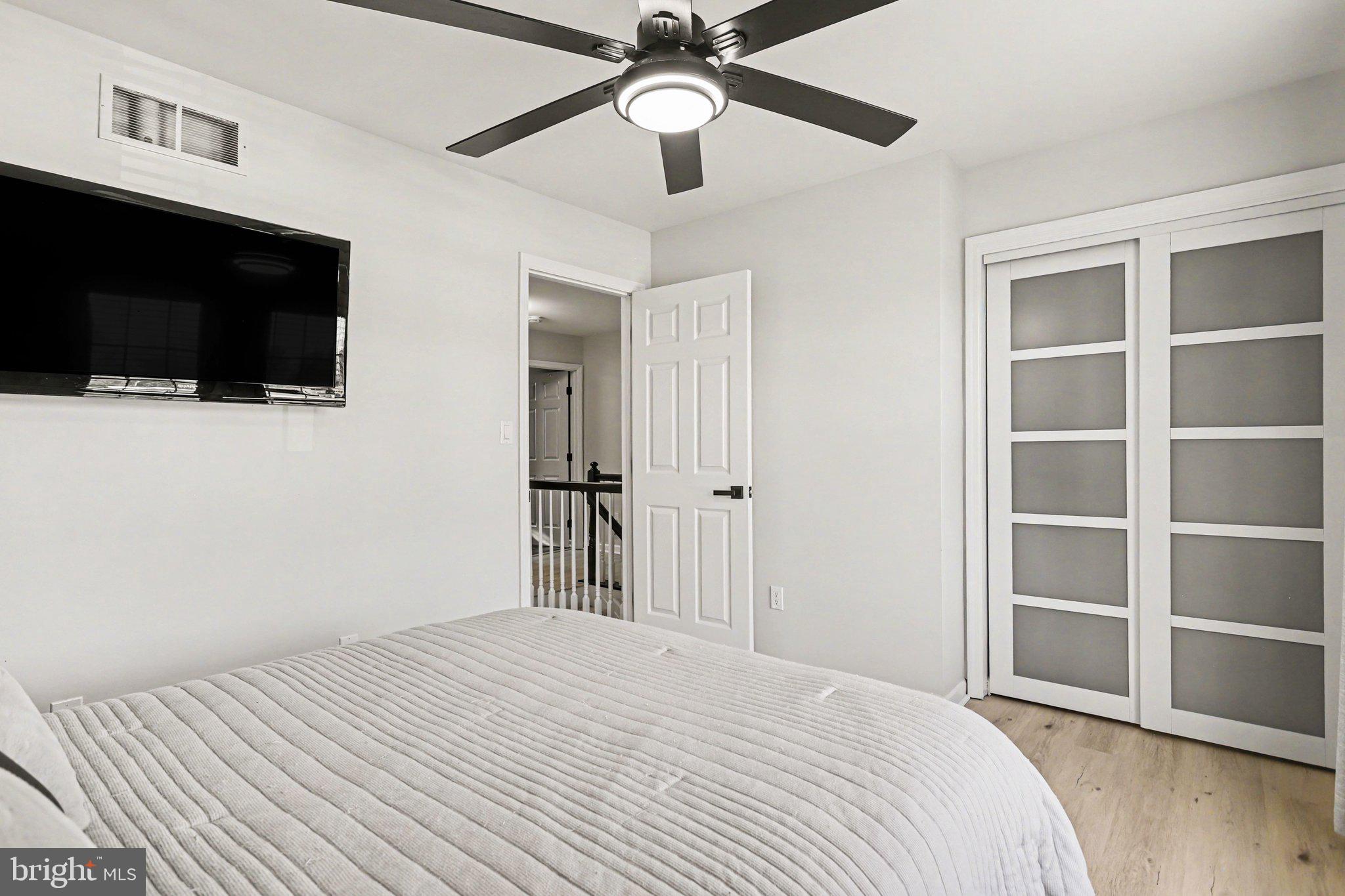 AUTUMN RIDGE - Residential