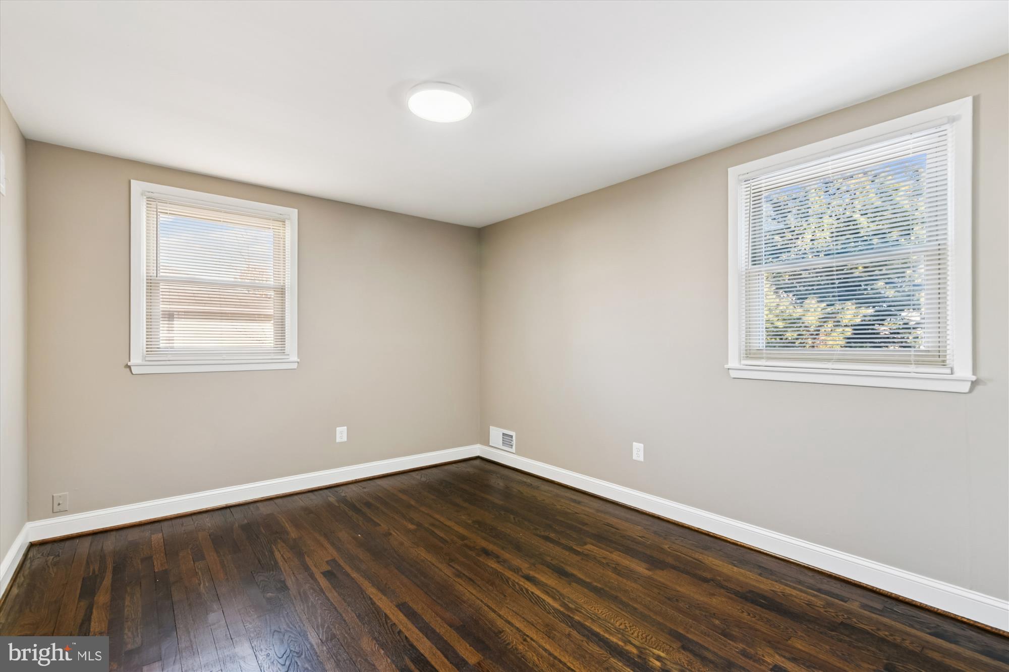 LYNNE ACRES - Residential