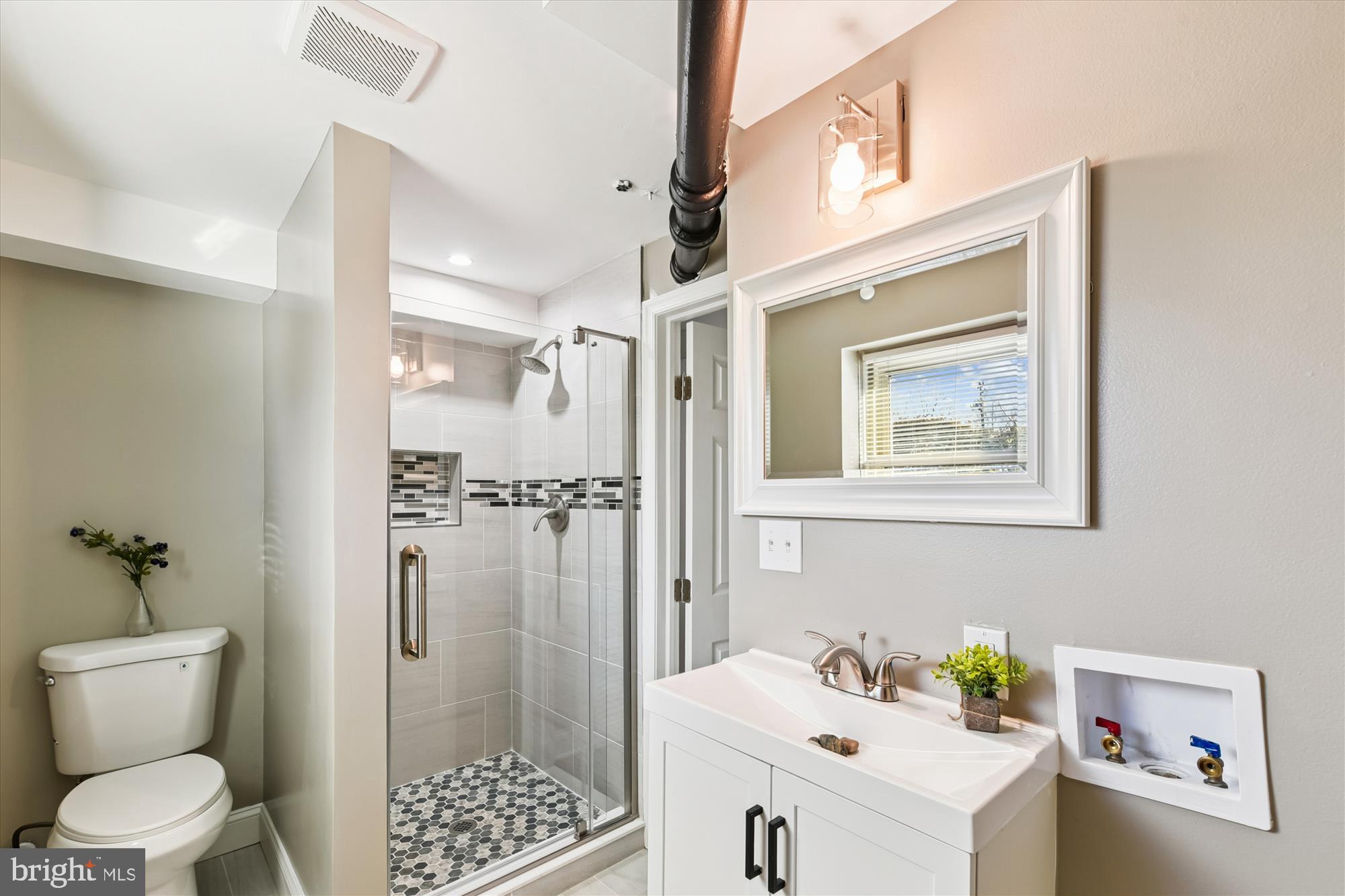 LYNNE ACRES - Residential