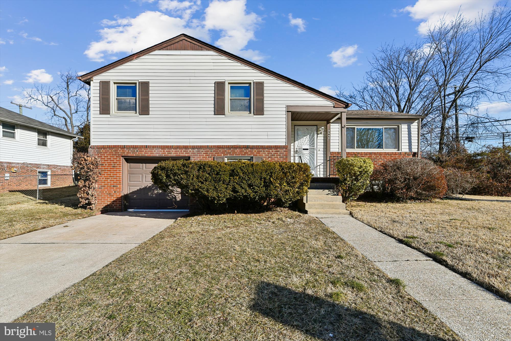 LYNNE ACRES - Residential