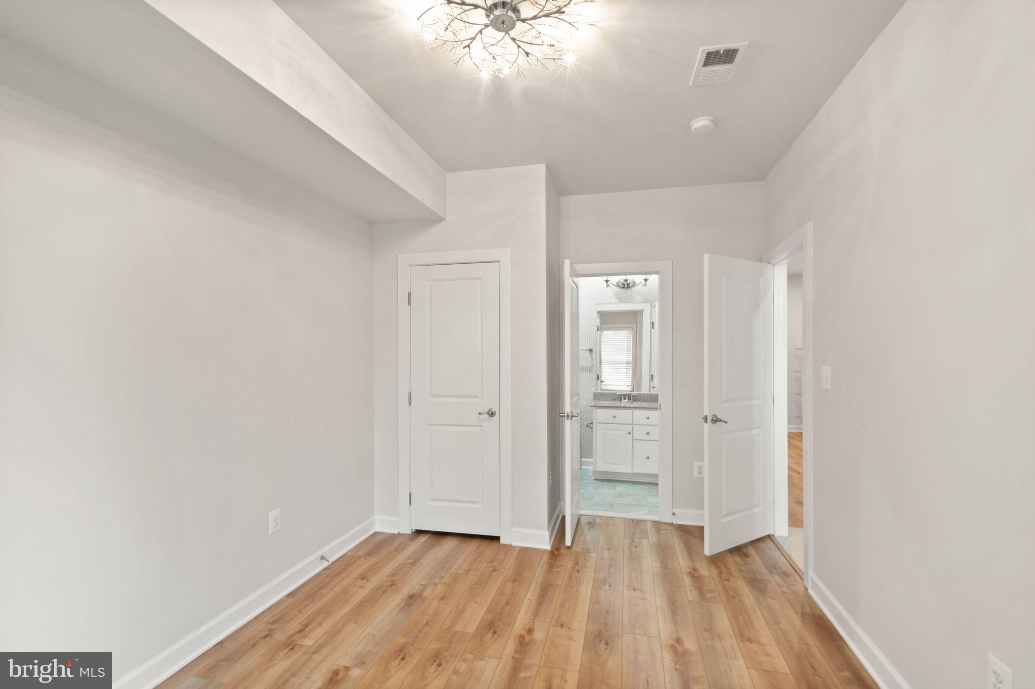 ONE LOUDOUN - Residential Lease