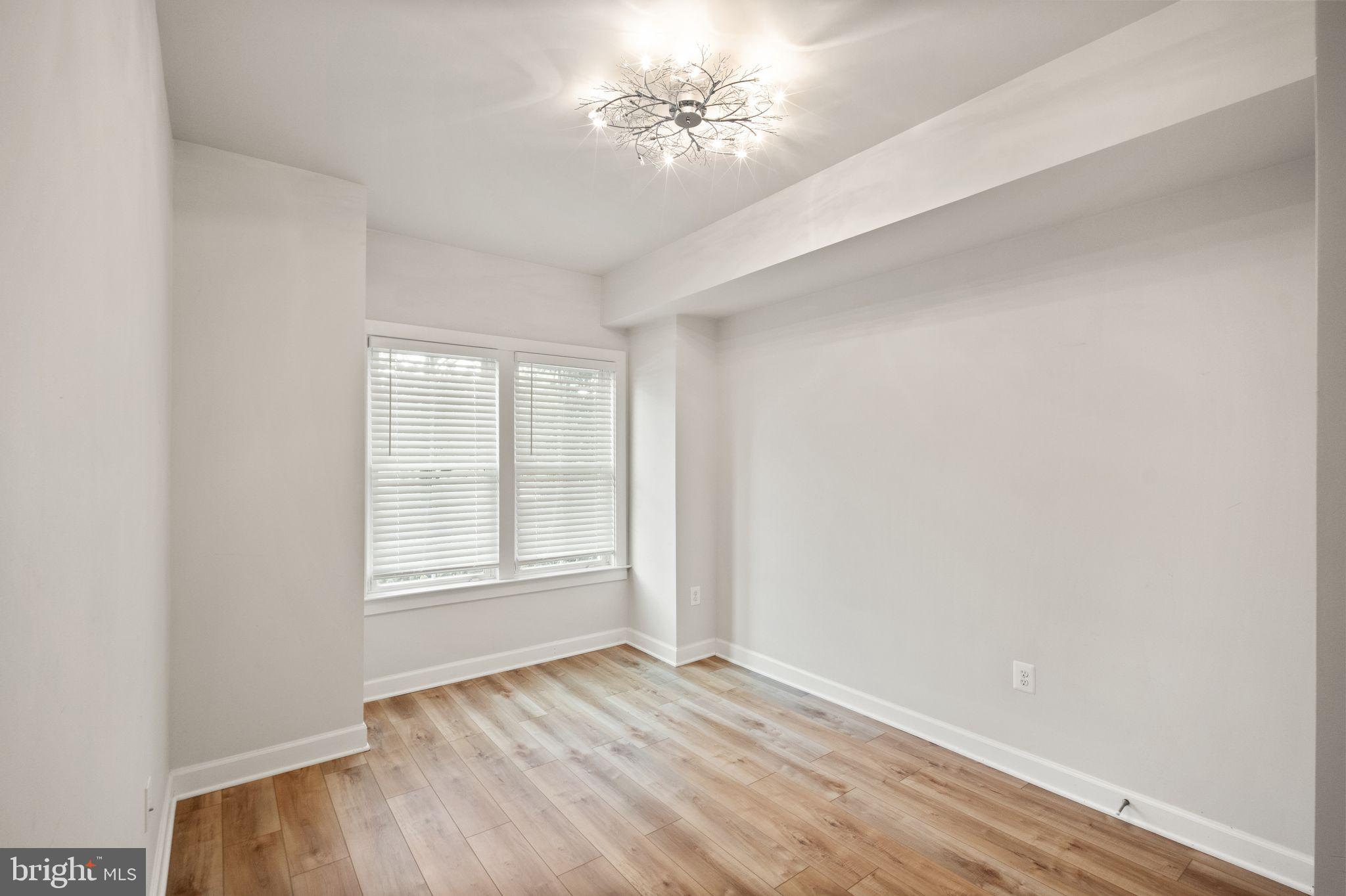 ONE LOUDOUN - Residential Lease