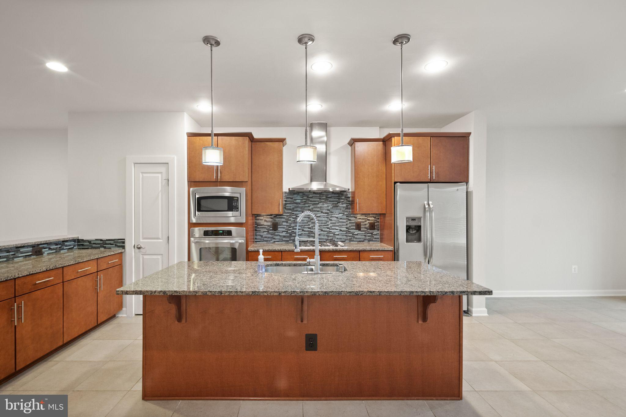 ONE LOUDOUN - Residential Lease