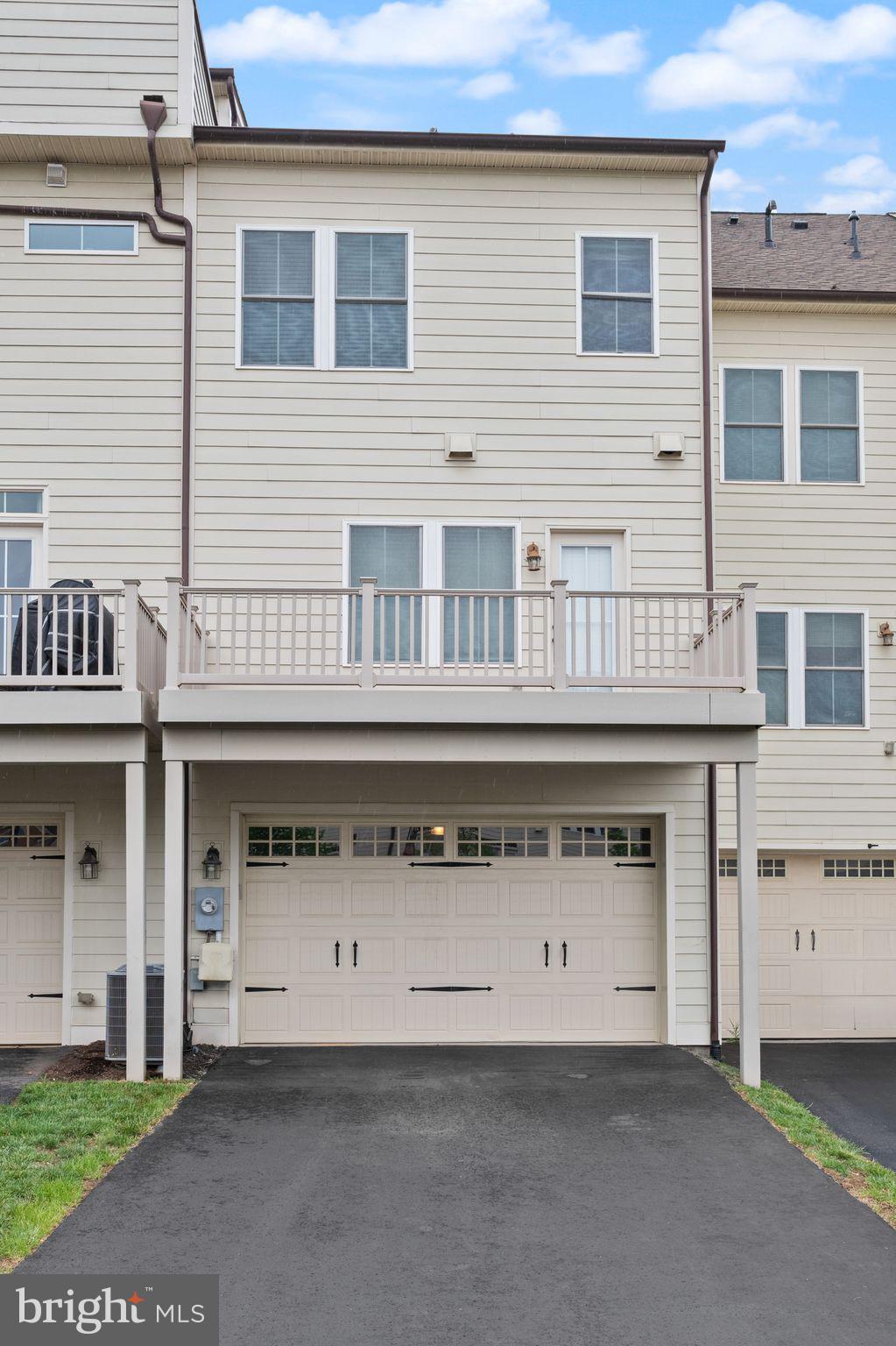 ONE LOUDOUN - Residential Lease