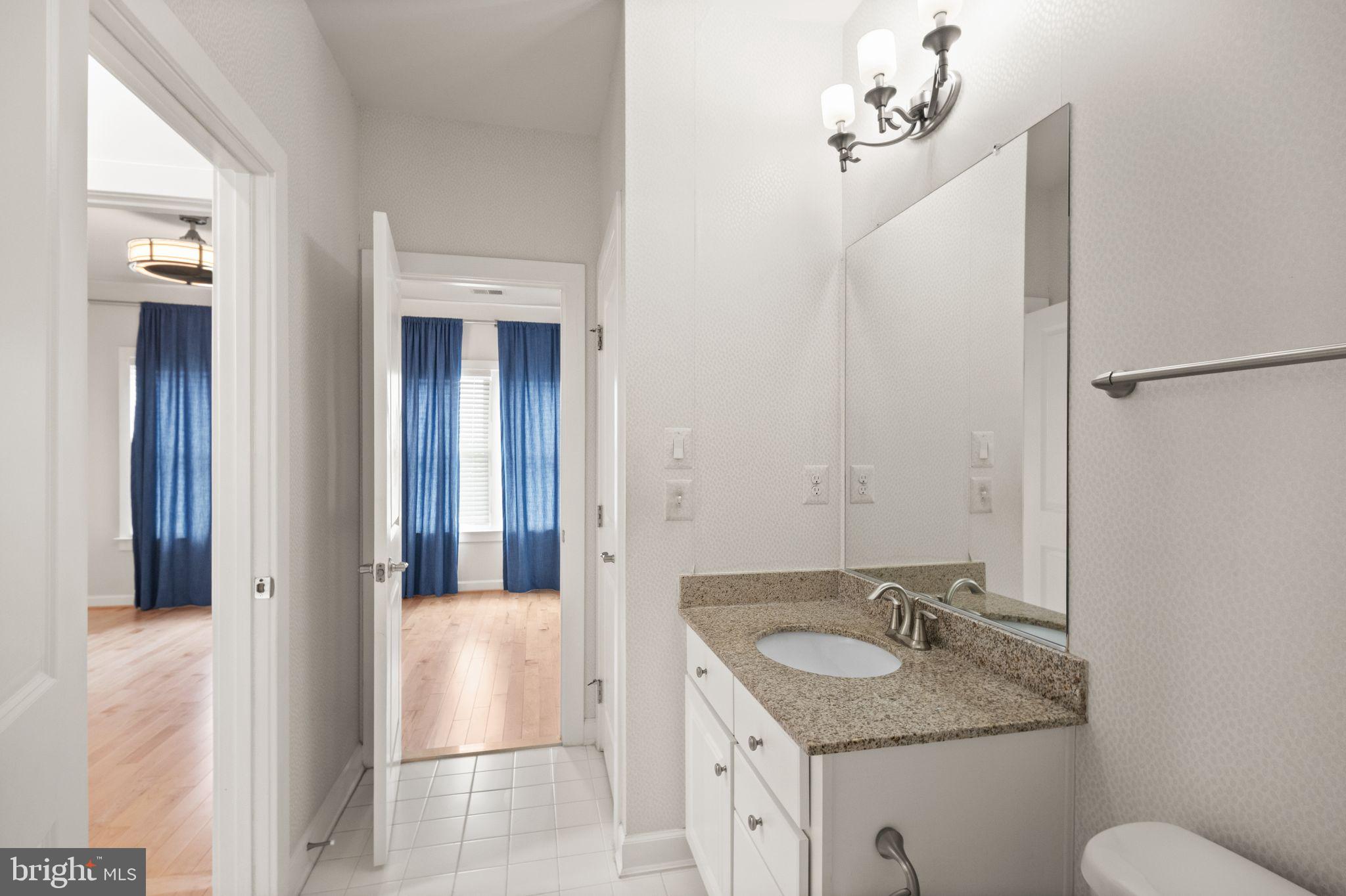 ONE LOUDOUN - Residential Lease