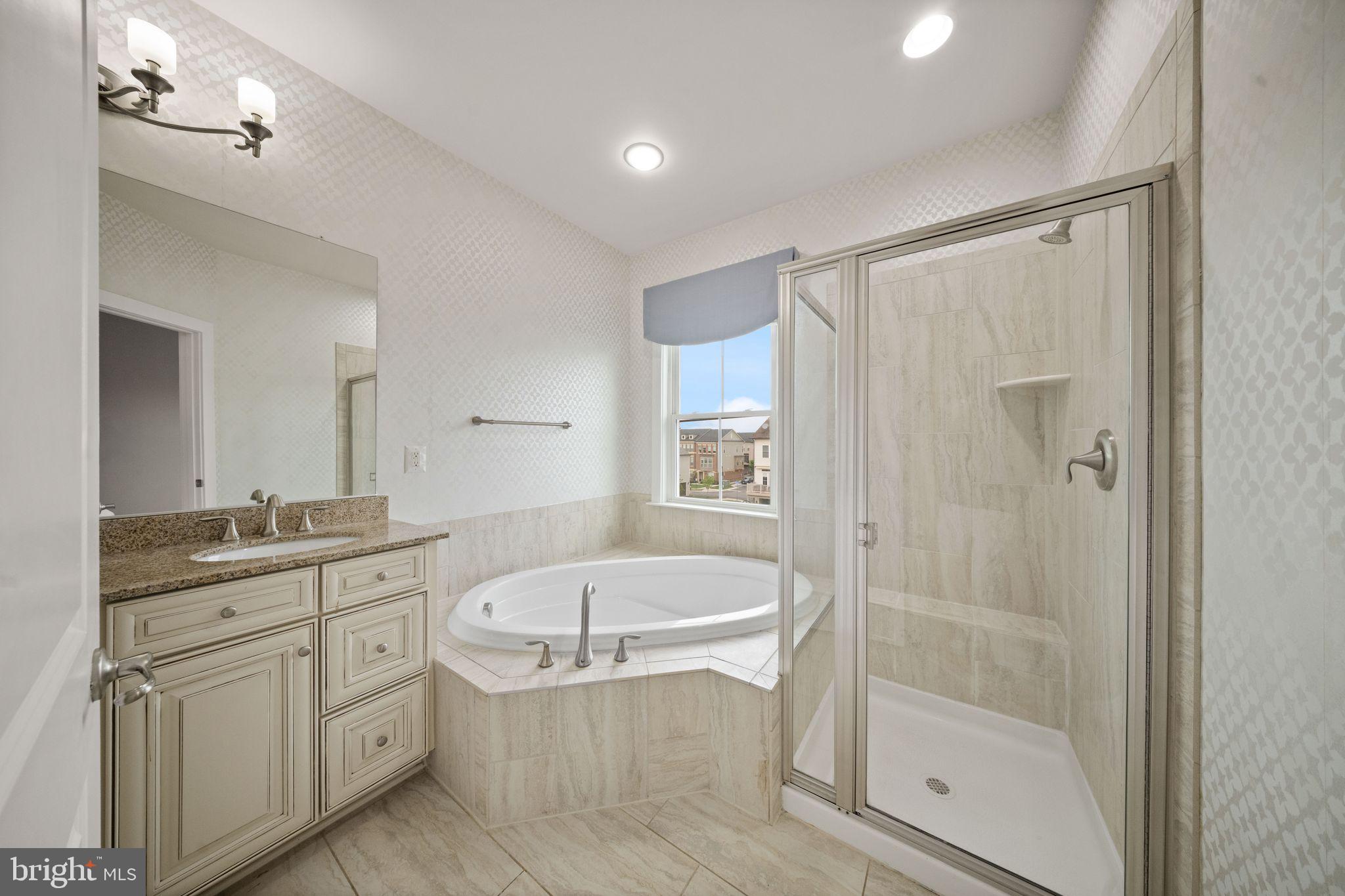 ONE LOUDOUN - Residential Lease