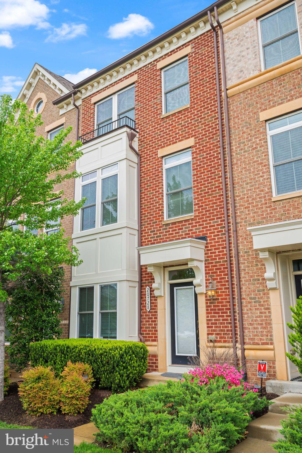 ONE LOUDOUN - Residential Lease