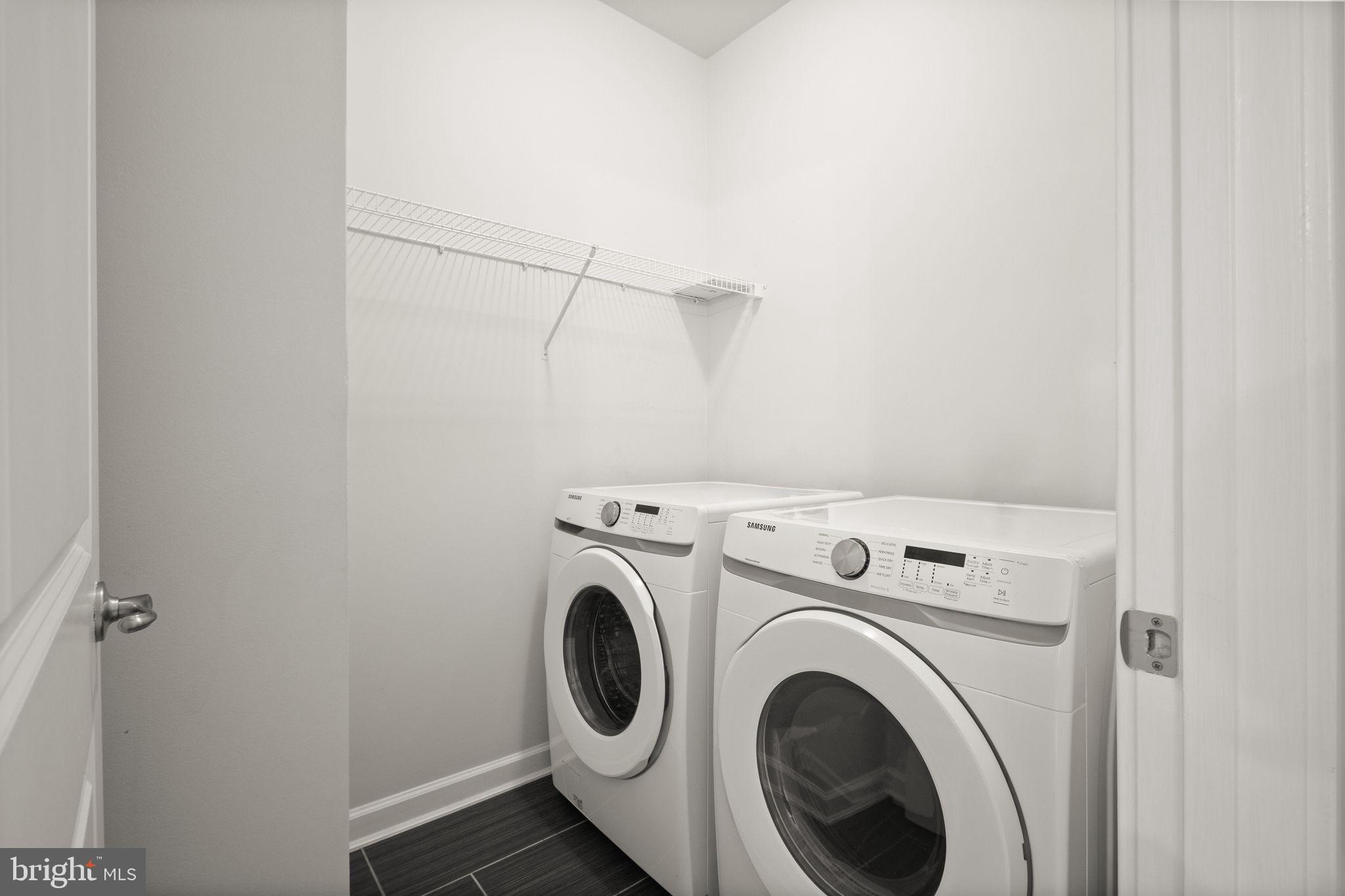 ONE LOUDOUN - Residential Lease