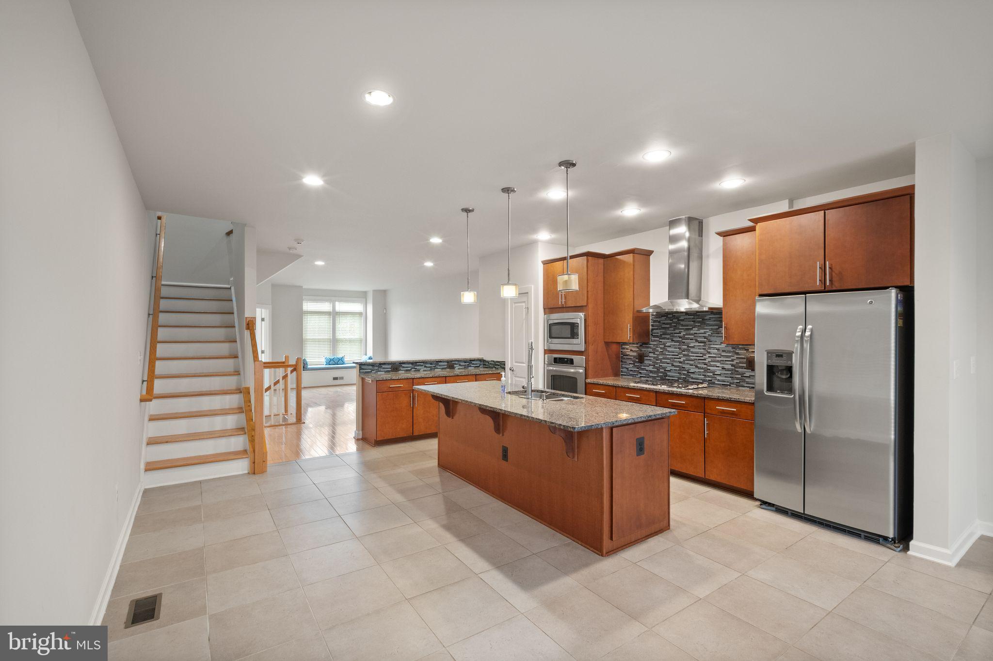 ONE LOUDOUN - Residential Lease