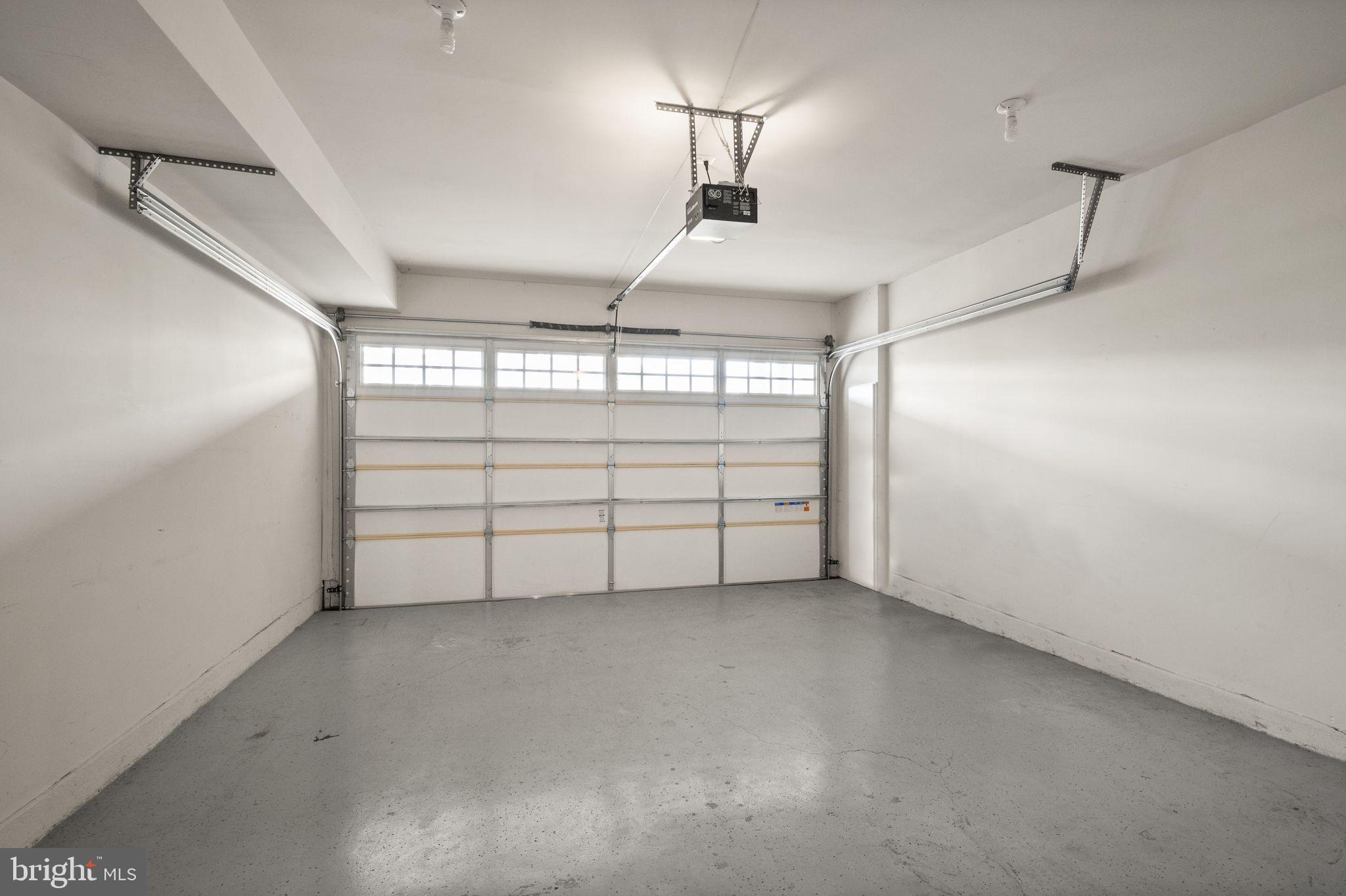 ONE LOUDOUN - Residential Lease