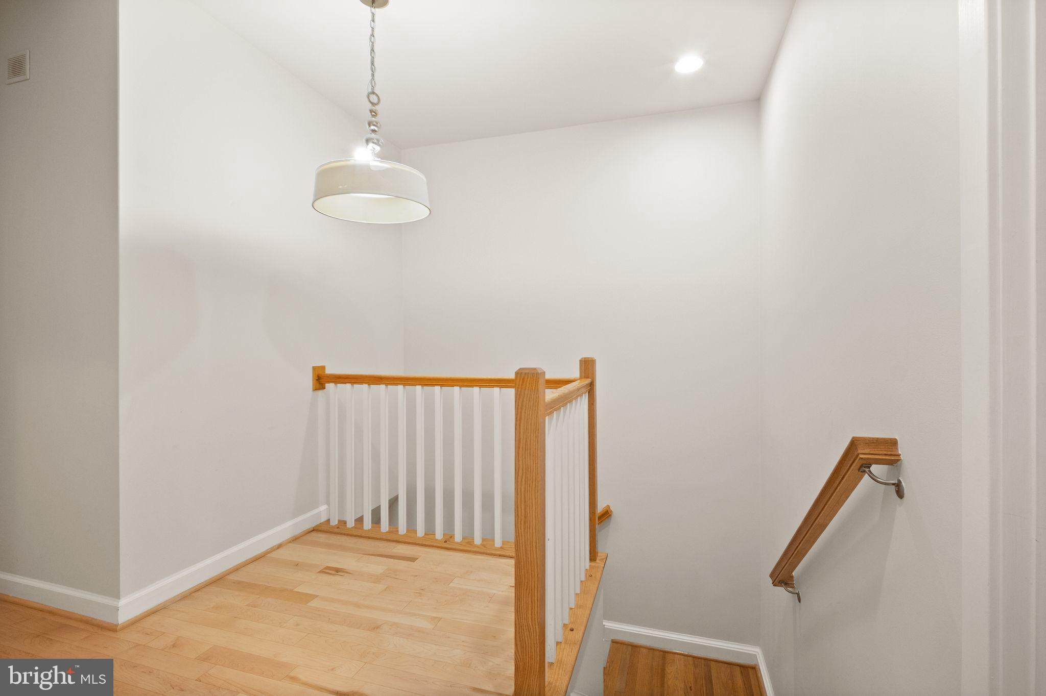 ONE LOUDOUN - Residential Lease