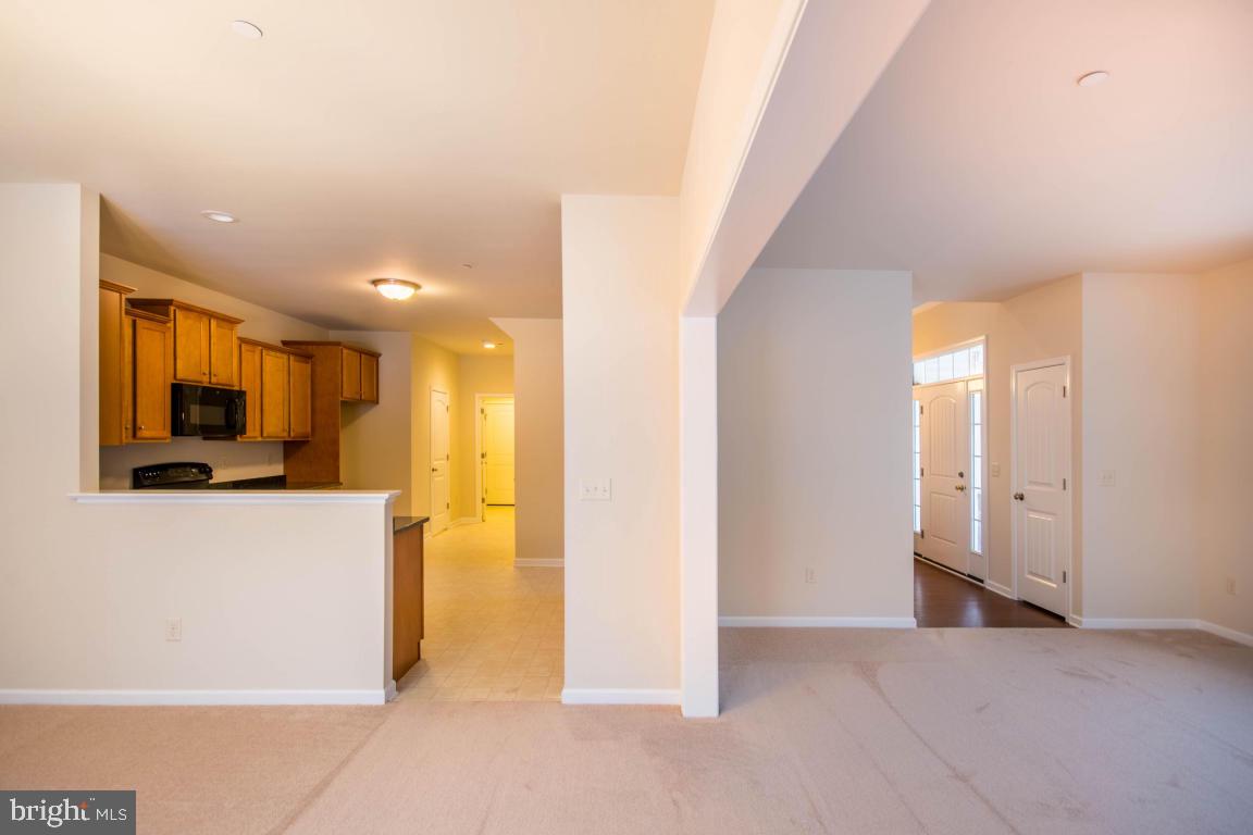 WOODS EDGE - Residential