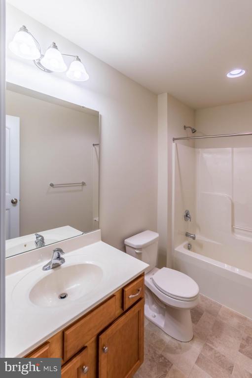 WOODS EDGE - Residential