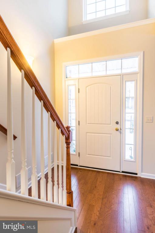 WOODS EDGE - Residential